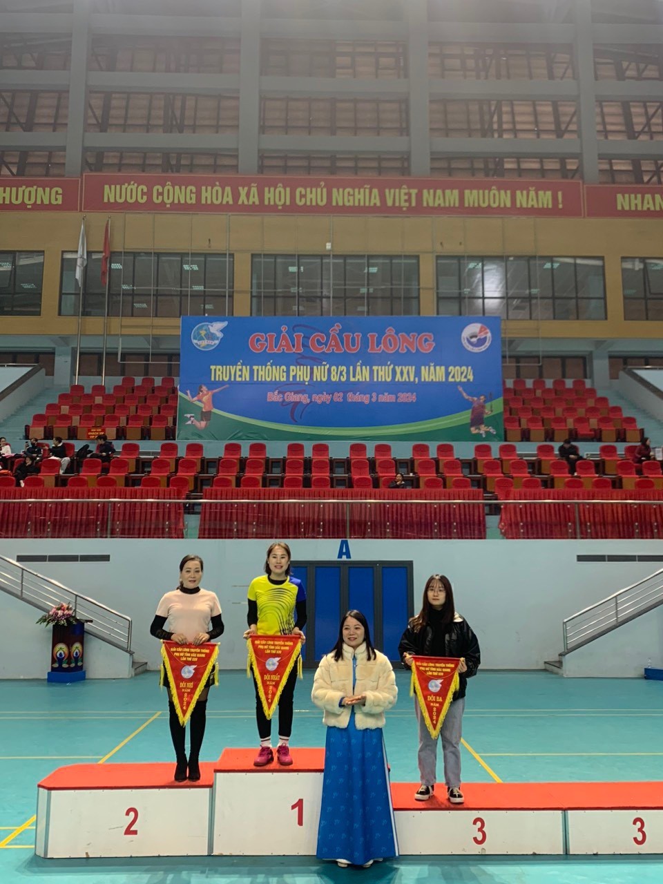 Công đoàn Cục THADS tỉnh Bắc Giang giành giải Nhì và hai giải Ba Giải cầu lông truyền thống phụ nữ tỉnh Bắc Giang năm 2024