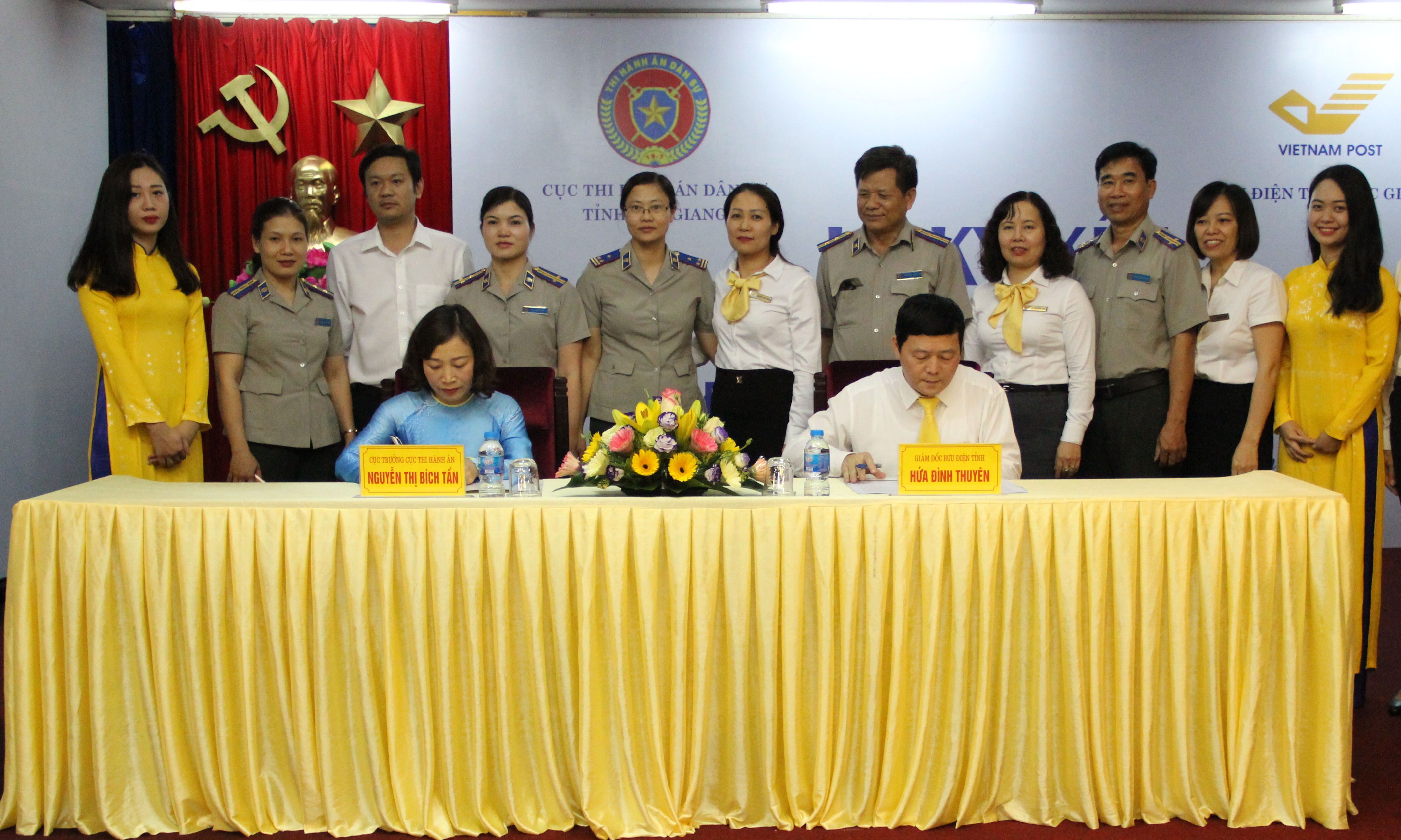 Cục Thi hành án dân sự Bắc Giang và Bưu điện tỉnh ký kết thỏa thuận hợp tác thực hiện dịch vụ bưu chính công ích