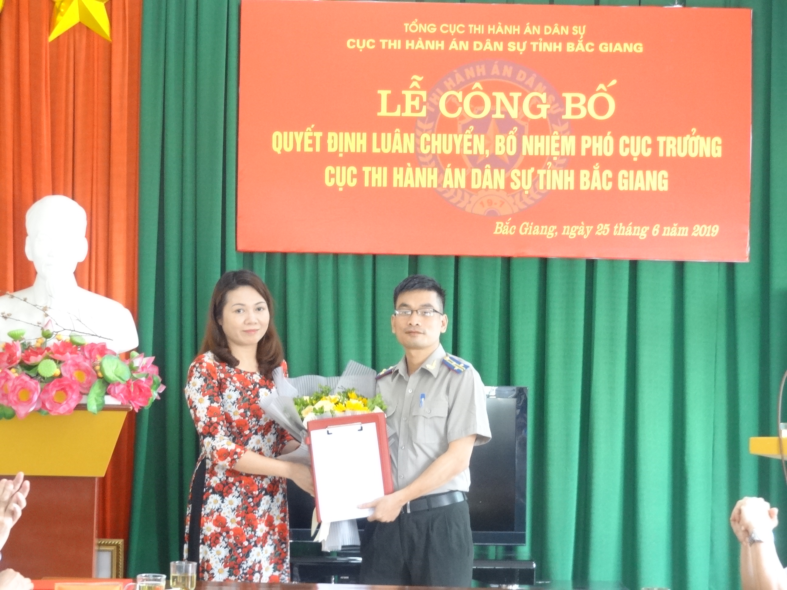 Lễ công bố và trao quyết định bổ nhiệm Phó Cục trưởng Cục Thi hành án dân sự tỉnh Bắc Giang.