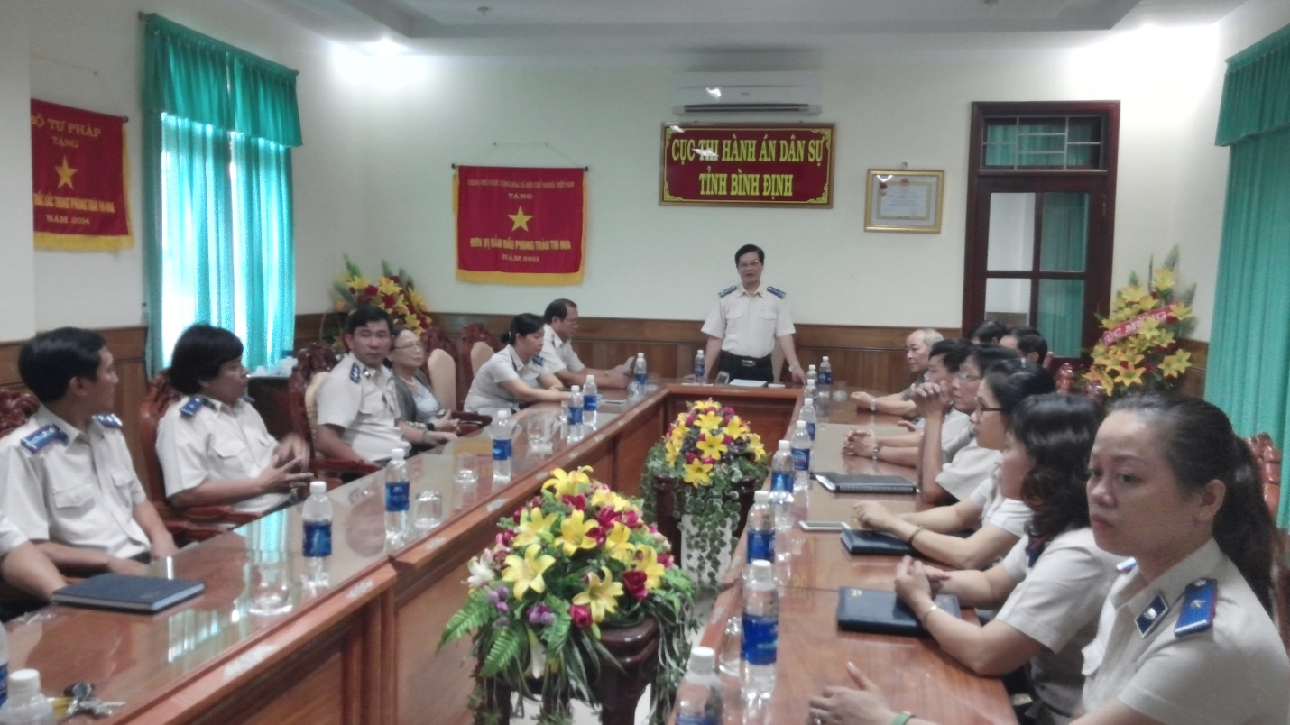 Đồng chí Hồ Quang Vinh phát biểu ôn lại tuyền thống ngành Thi hành án dân sự