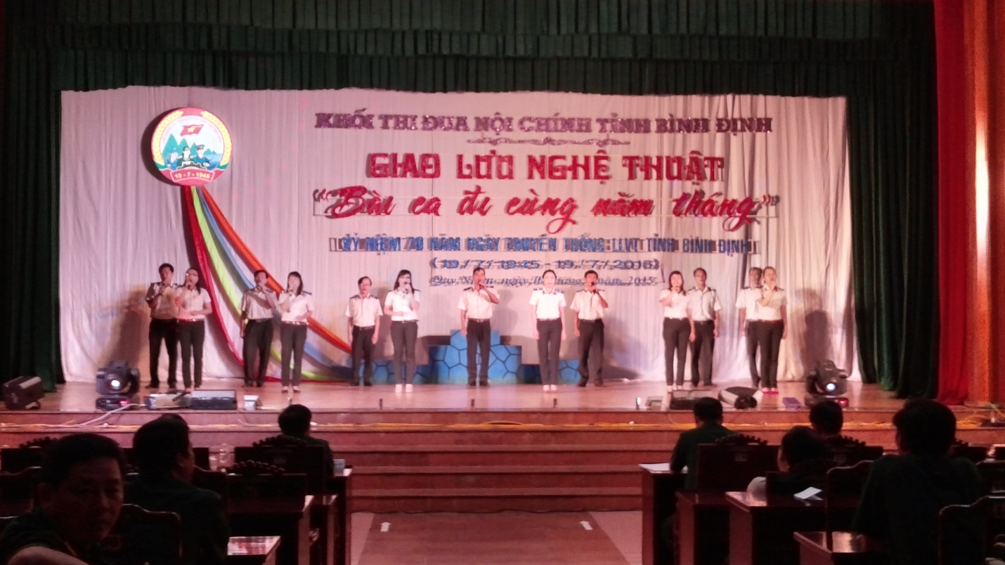 Đội văn nghệ Cục THADS Bình Định tham gia giao lưu với Khối thi đua nội chính tỉnh