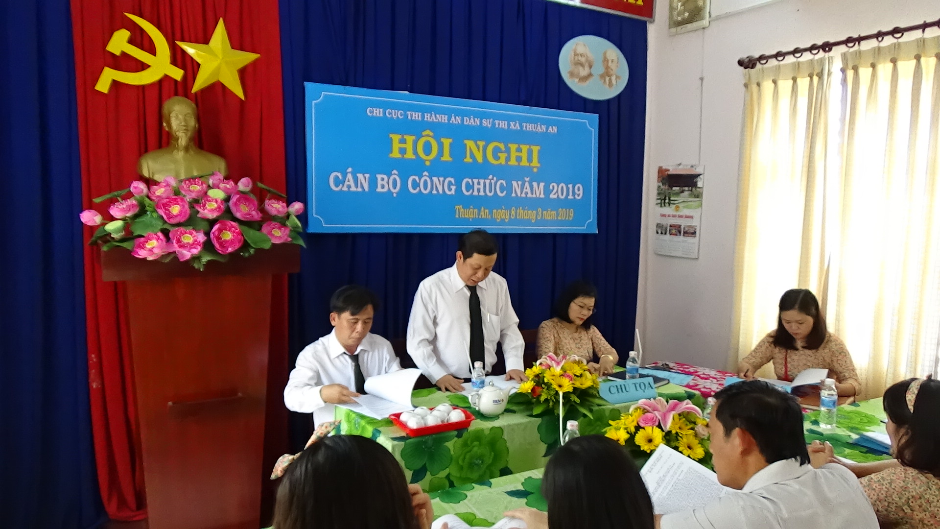 Chi cục Thi hành án dân sự thị xã Thuận An tổ chức  Hội nghị cán bộ, công chức năm 2019