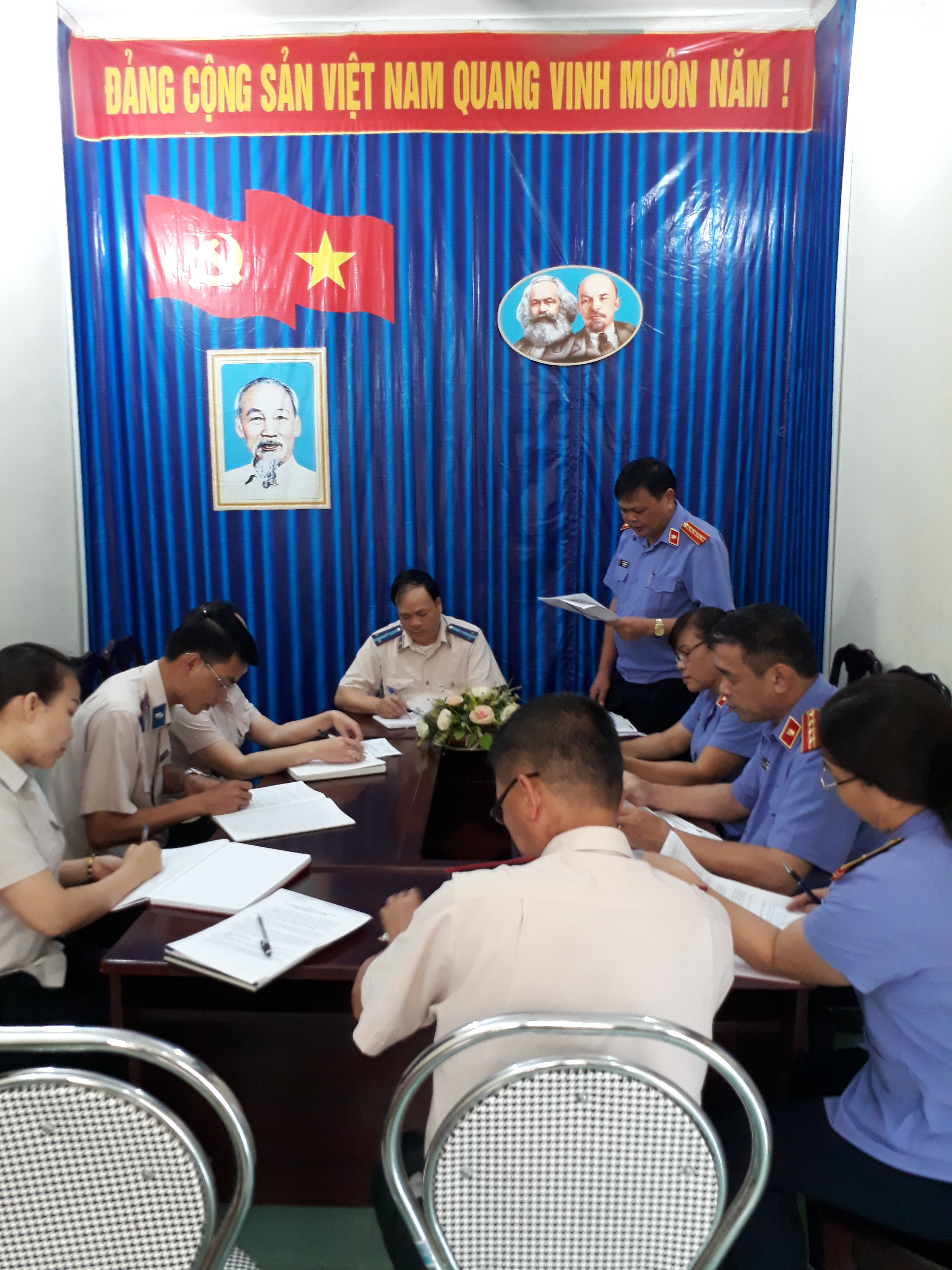 Kiểm sát trực tiếp công tác Thi hành án dân sự tại Chi cục Thi hành án dân sự huyện Bảo Lạc