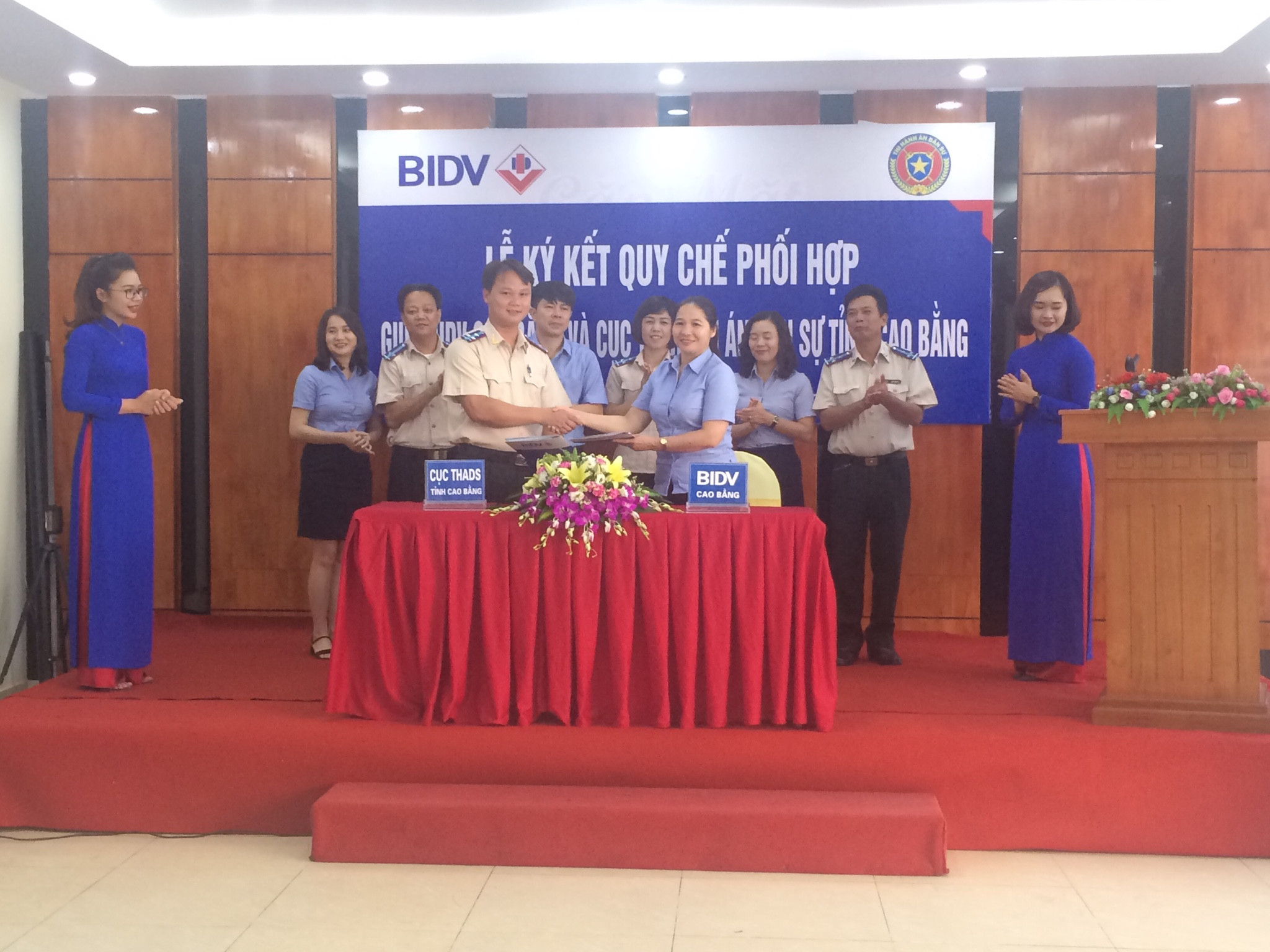 Cục Thi hành án dân sự tỉnh Cao Bằng  và Ngân hàng TMCP Đầu tư và Phát triển Việt Nam - Chi nhánh Cao Bằng  đã tổ chức Lễ ký kết Quy chế phối hợp trong công tác thi hành án dân sự
