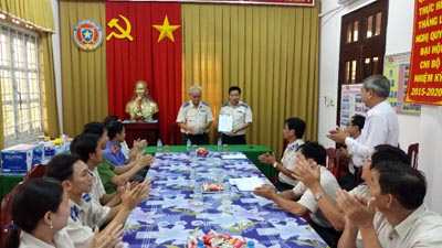 Lễ trao quyết định bổ nhiệm lại Chi cục trưởng Chi cục Thi hành án dân sự huyện Lai Vung