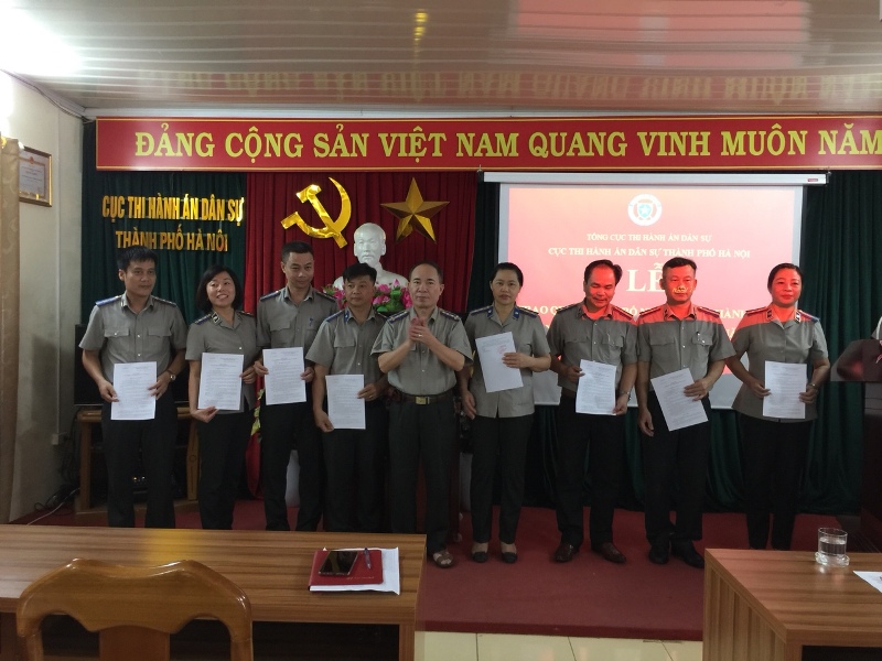 Cục Thi hành án dân sự thành phố Hà Nội tổ chức Lễ trao Quyết định bổ nhiệm Chấp hành viên trung cấp, Thẩm tra viên chính năm 2018