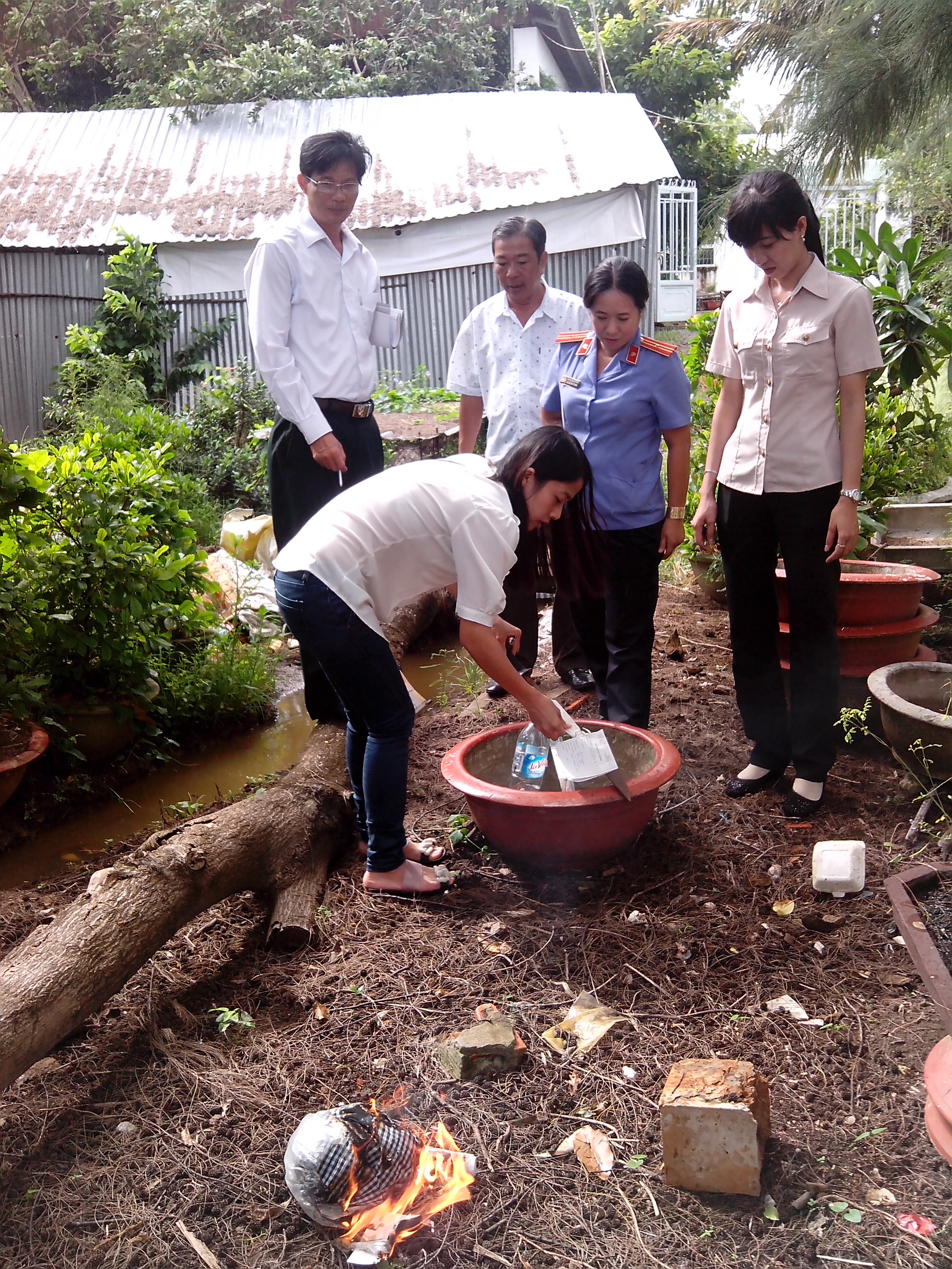 Cục thi hành án dân sự tỉnh Kiên Giang tiến hành tiêu hủy tang,  vật chứng