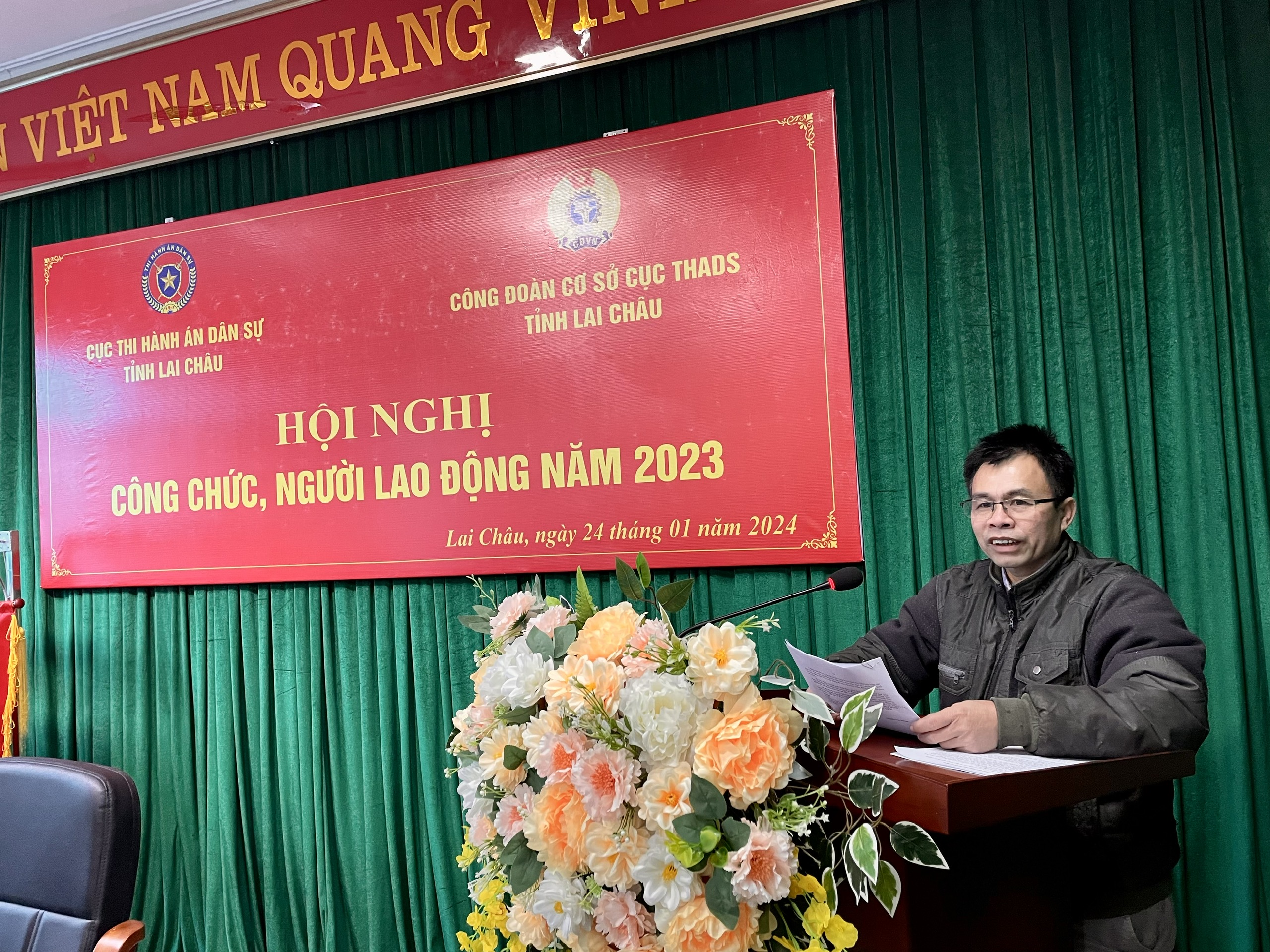 Ban chấp hành Công đoàn cơ sở phối hợp với Lãnh đạo Cục Thi hành án dân sự tỉnh Lai Châu tổ chức Hội nghị công chức, người lao động năm 2024