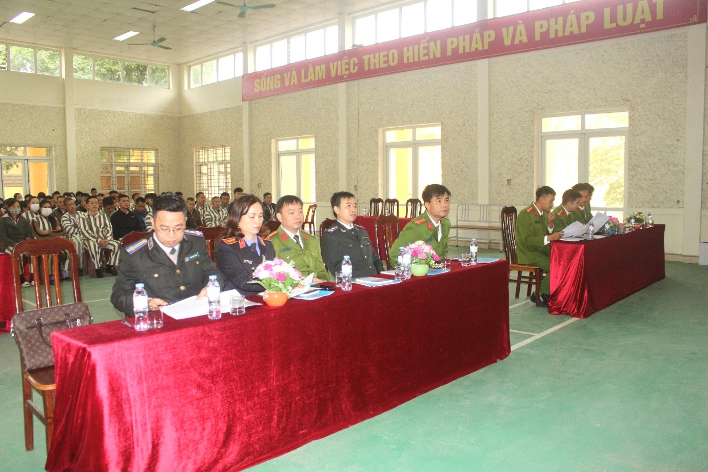 Cục Thi hành án dân sự tỉnh Lạng Sơn phối hợp với Trại Tạm giam Công an tỉnh Lạng Sơn tổ chức tuyên truyền, phổ biến, giáo dục pháp luật về Thi hành án dân sự và các văn bản có liên quan cho các phạm nhân
