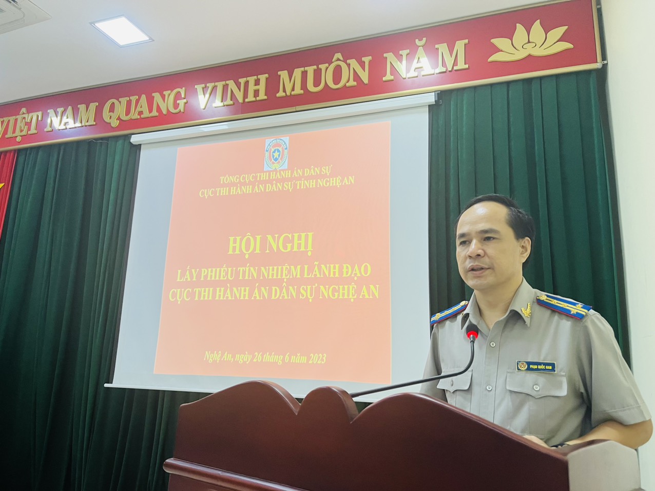 Cục Thi hành án dân sự tỉnh Nghệ An tổ chức Hội nghị lấy phiếu tín nhiệm Lãnh đạo Cục và Hội nghị giao ban đánh giá công tác THADS, theo dõi THAHC 9 tháng đầu năm 2023.