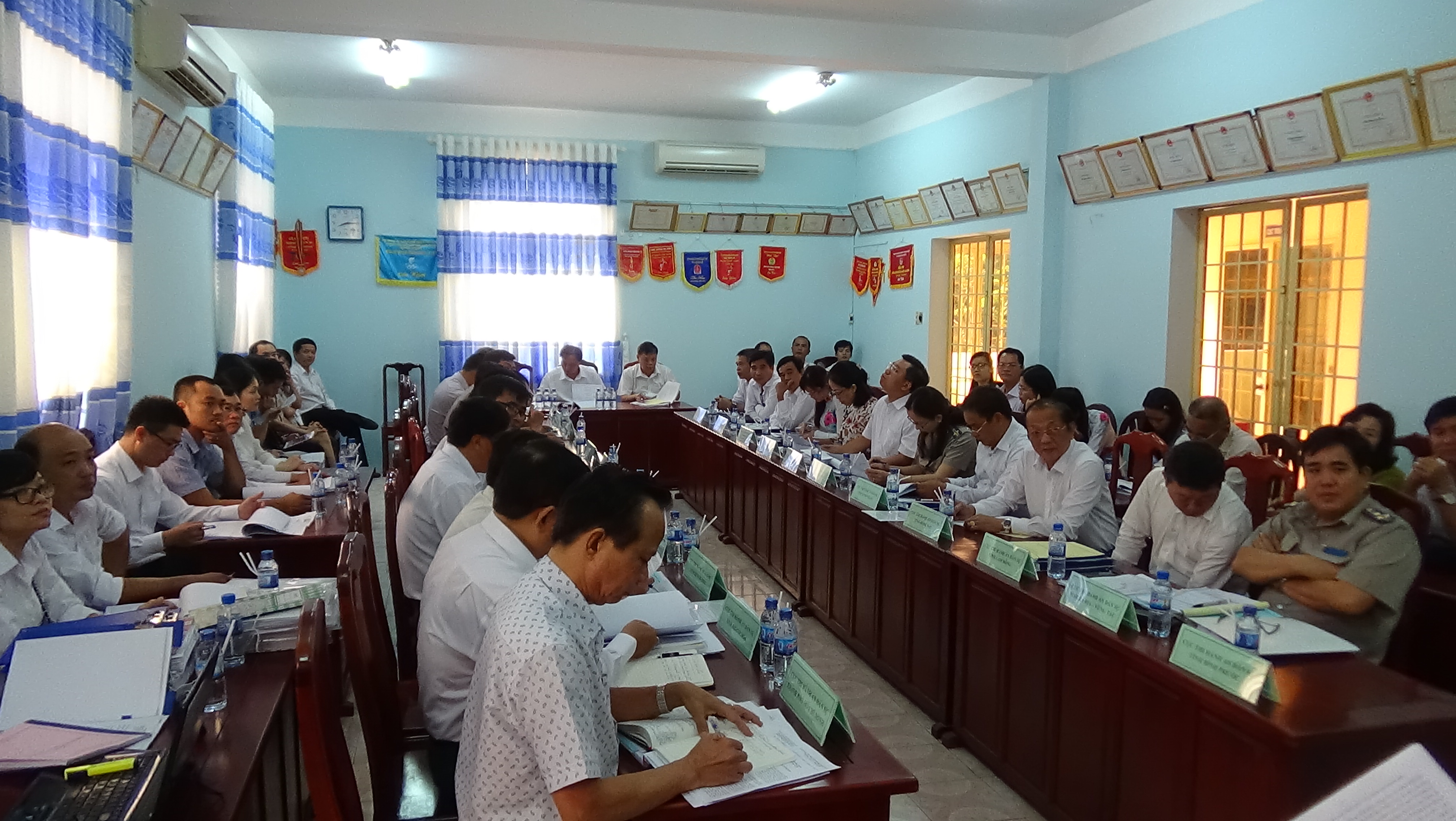 Cục Thi hành án dân sự tỉnh Ninh Thuận chủ trì tổ chức kiểm tra phong trào thi đua Khối cơ quan Thi hành án dân sự Khu vực Thi đua các tỉnh  Miền Đông Nam bộ năm 2018