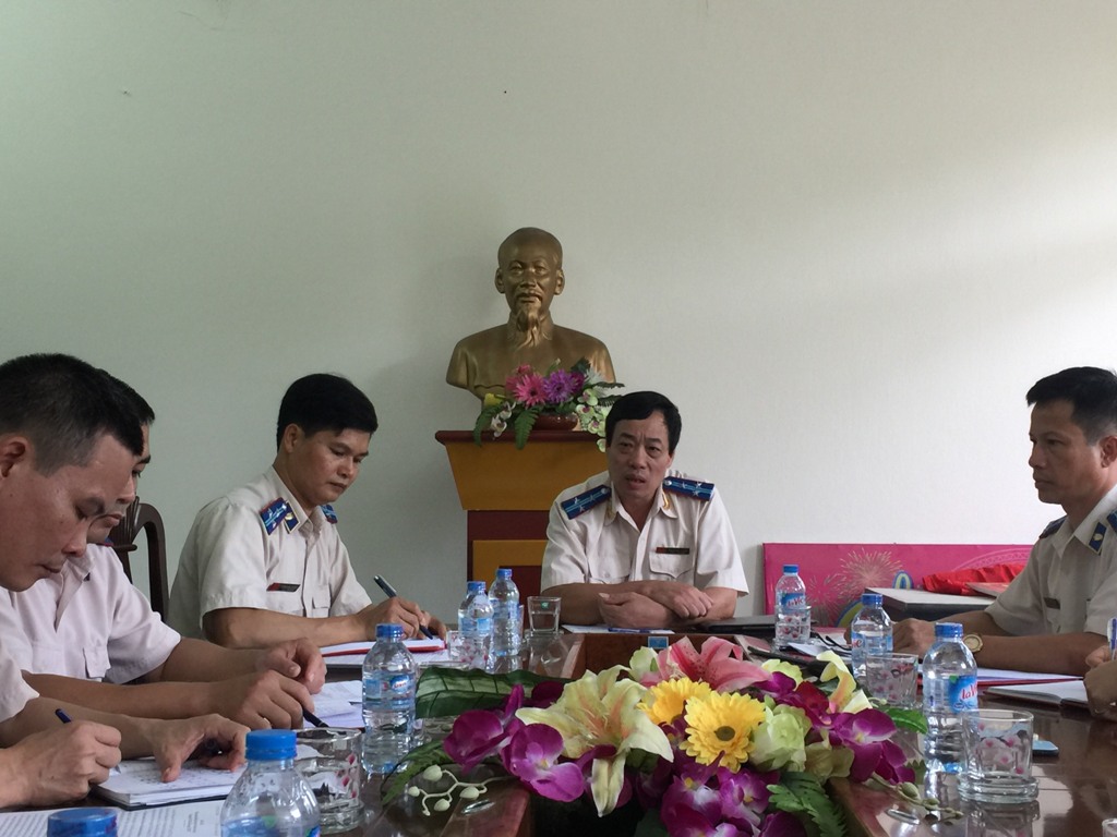 Đoàn công tác của Cục Thi hành án dân sự tỉnh làm việc với Chi cục Thi hành án dân sự huyện Vân Đồn