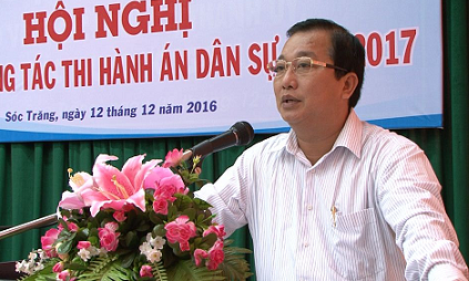 Đồng chí Trần Văn Truyện, Chủ tịch UBND tỉnh phát biểu tại Hội nghị triển khai công tác thi hành án dân sự năm 2017