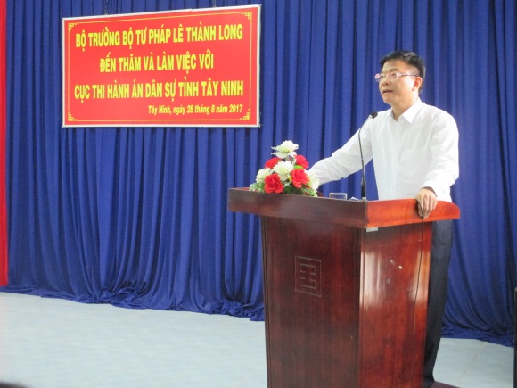 Bộ trưởng Lê Thành Long thăm và làm việc tại Cục Thi hành án dân sự tỉnh Tây Ninh