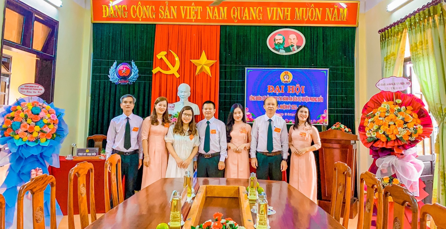 Công đoàn cơ sở Chi cục Thi hành án dân sự huyện Phong Điền, tỉnh Thừa Thiên Huế tổ chức Đại hội lần thứ X, nhiệm kỳ 2023- 2028.