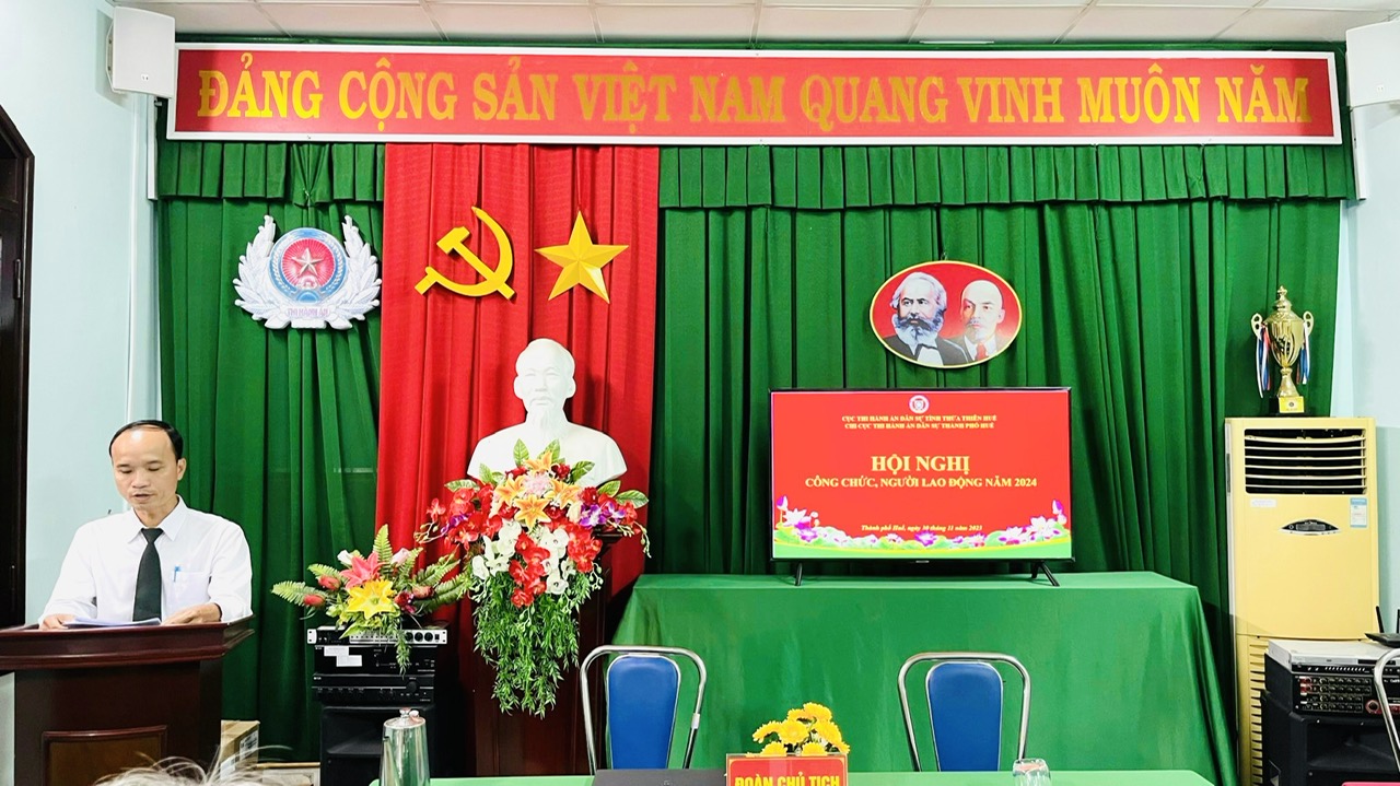 Chi cục Thi hành án dân sự thành phố Huế, tỉnh Thừa Thiên Huế tổ chức Hội nghị công chức, người người lao động năm 2024.