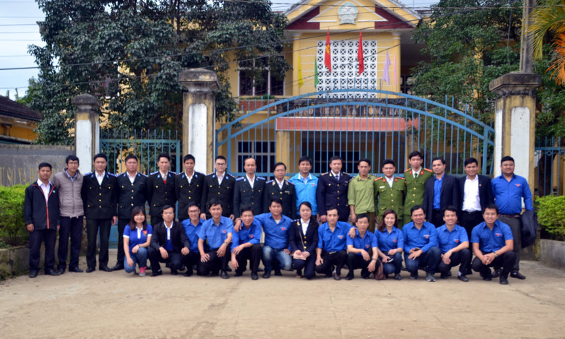 Đoàn viên, thanh niên cơ quan Cục Thi hành án dân sự tỉnh Thừa Thiên Huế  tham gia hoạt động “Xuân tình nguyện”