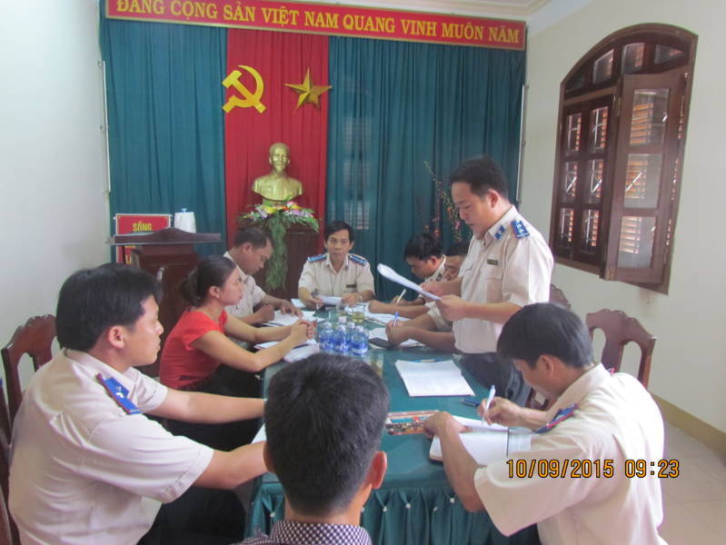 Chi cục Thi hành án dân sự huyện Nam Đông: Tổ chức Hội nghị lấy phiếu tín nhiệm bổ nhiệm lại chức vụ Phó Chi cục trưởng.