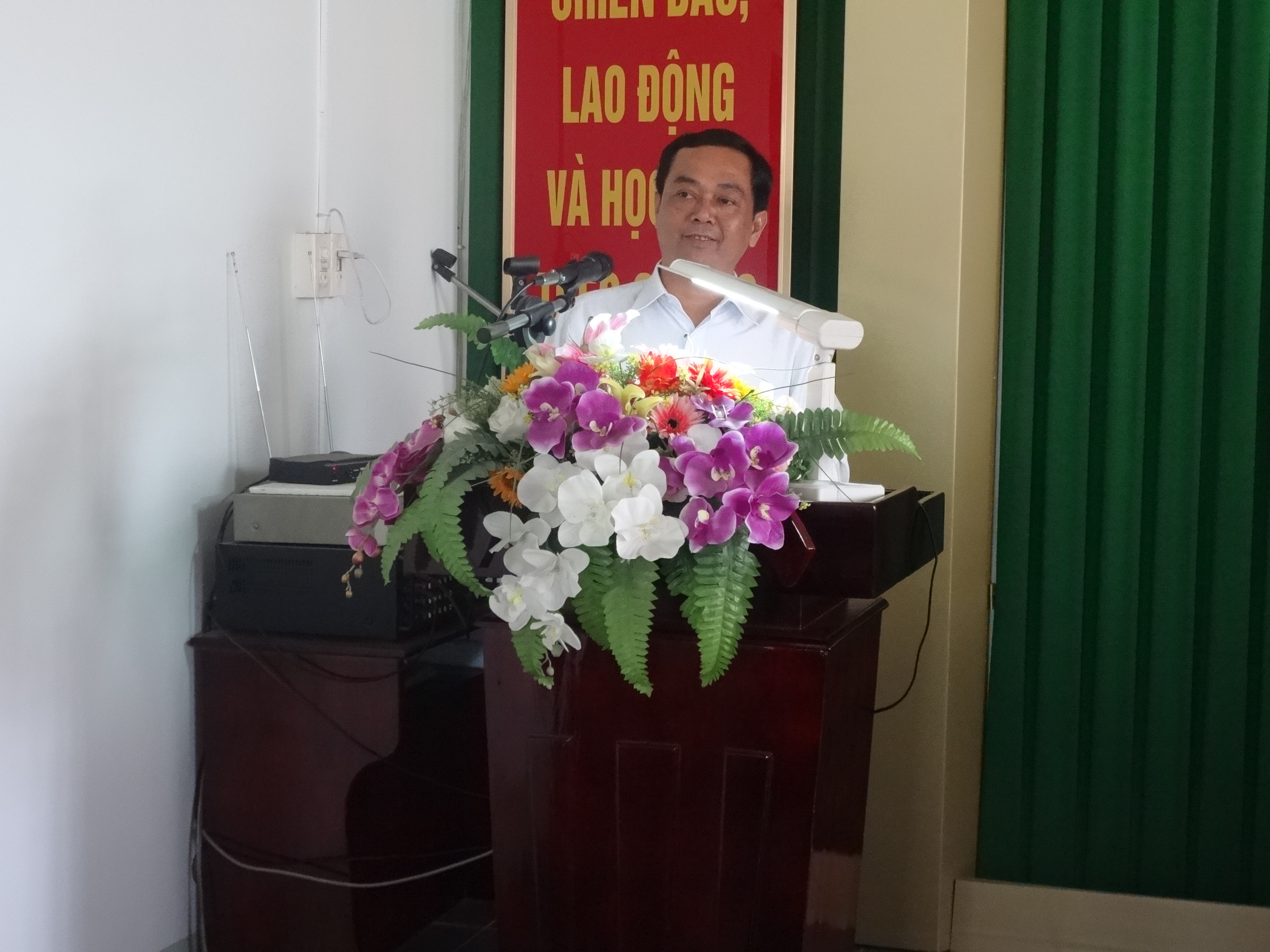 Cục Thi hành án dân sự tỉnh Trà Vinh tổ chức Lễ công bố Quyết định bổ nhiệm Phó Chi cục trưởng và điều động cán bộ, công chức.