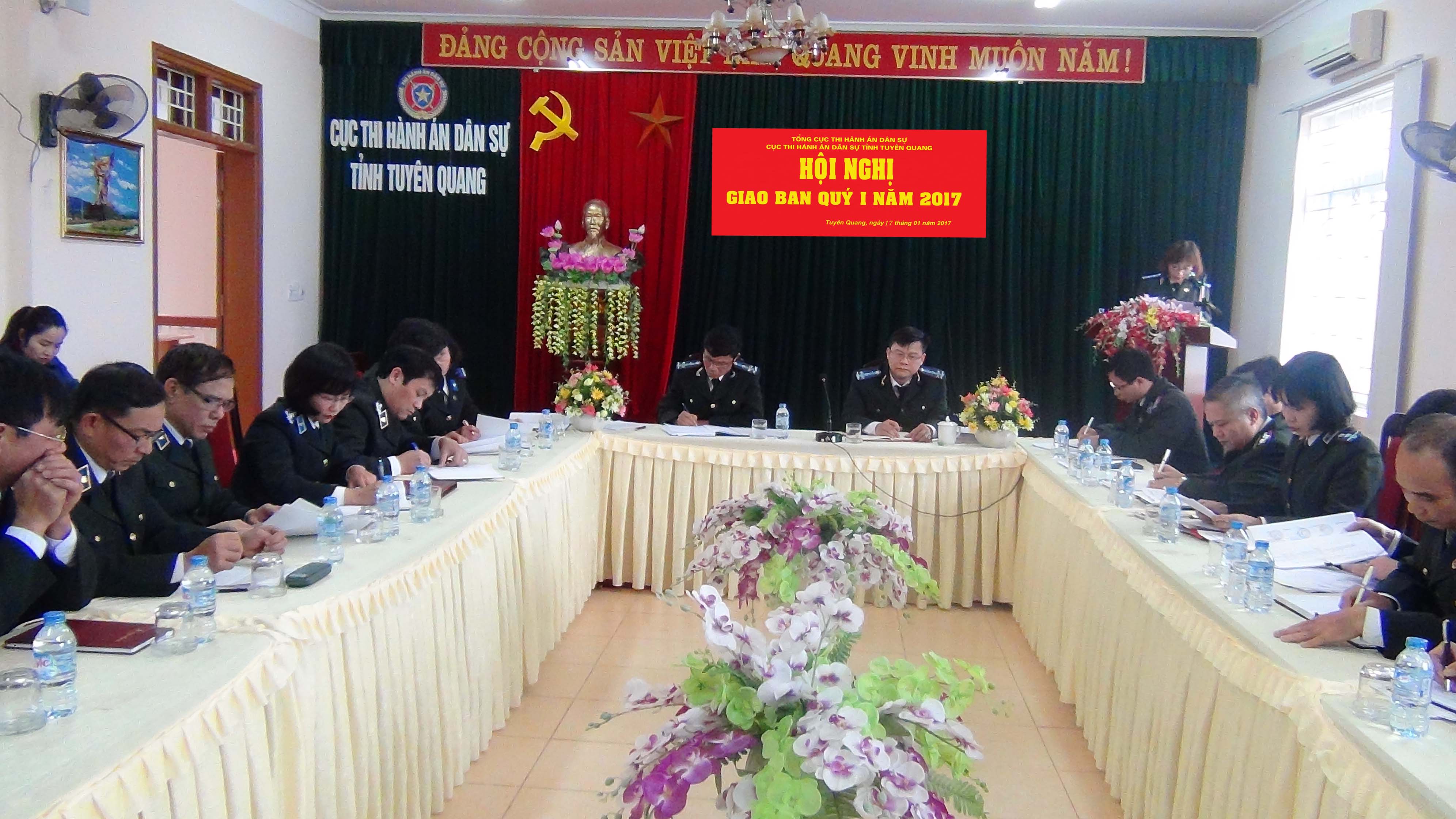 Cục Thi hành án dân sự tỉnh Tuyên Quang tổ chức hội nghị giao ban công tác THADS quý I năm 2017.