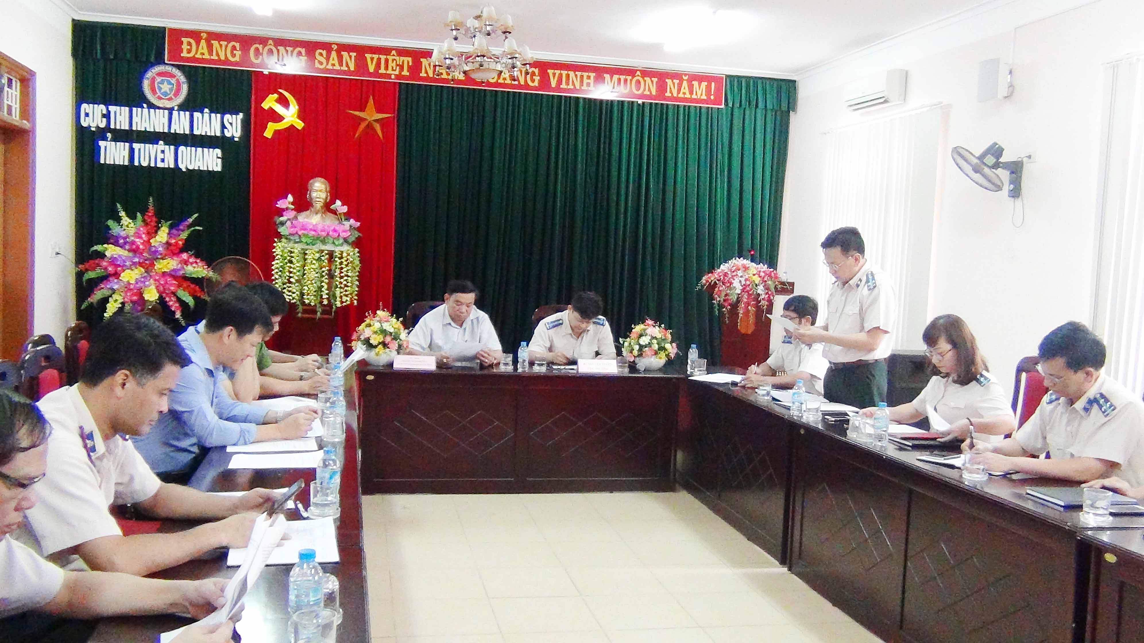 Sơ kết một năm thực hiện Quy chế phối hợp trong công tác THADS giữa Cục Thi hành án dân sự tỉnh Tuyên Quang và Trại giam Quyết Tiến