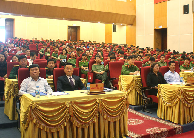 Hội nghị hưởng ứng Ngày Pháp luật Việt Nam