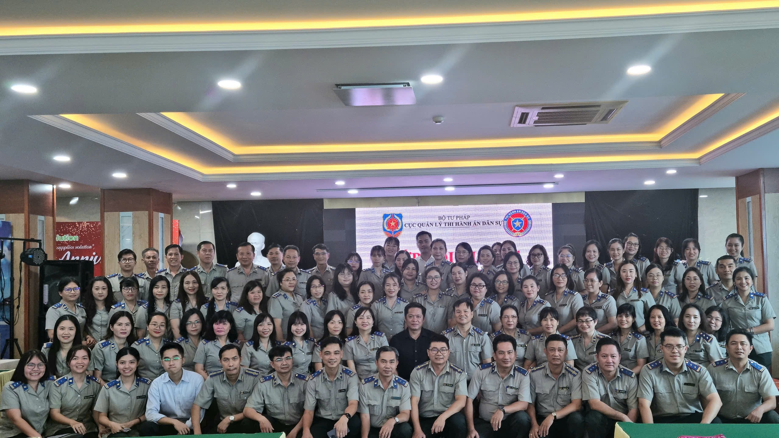 PHÒNG TỔ CHỨC CÁN BỘ THI HÀNH ÁN DÂN SỰ TỈNH AN GIANG THAM DỰ LỚP BỒI DƯỠNG CÔNG TÁC TỔ CHỨC CÁN BỘ CHO CÔNG CHỨC, VIÊN CHỨC HỆ THỐNG THADS