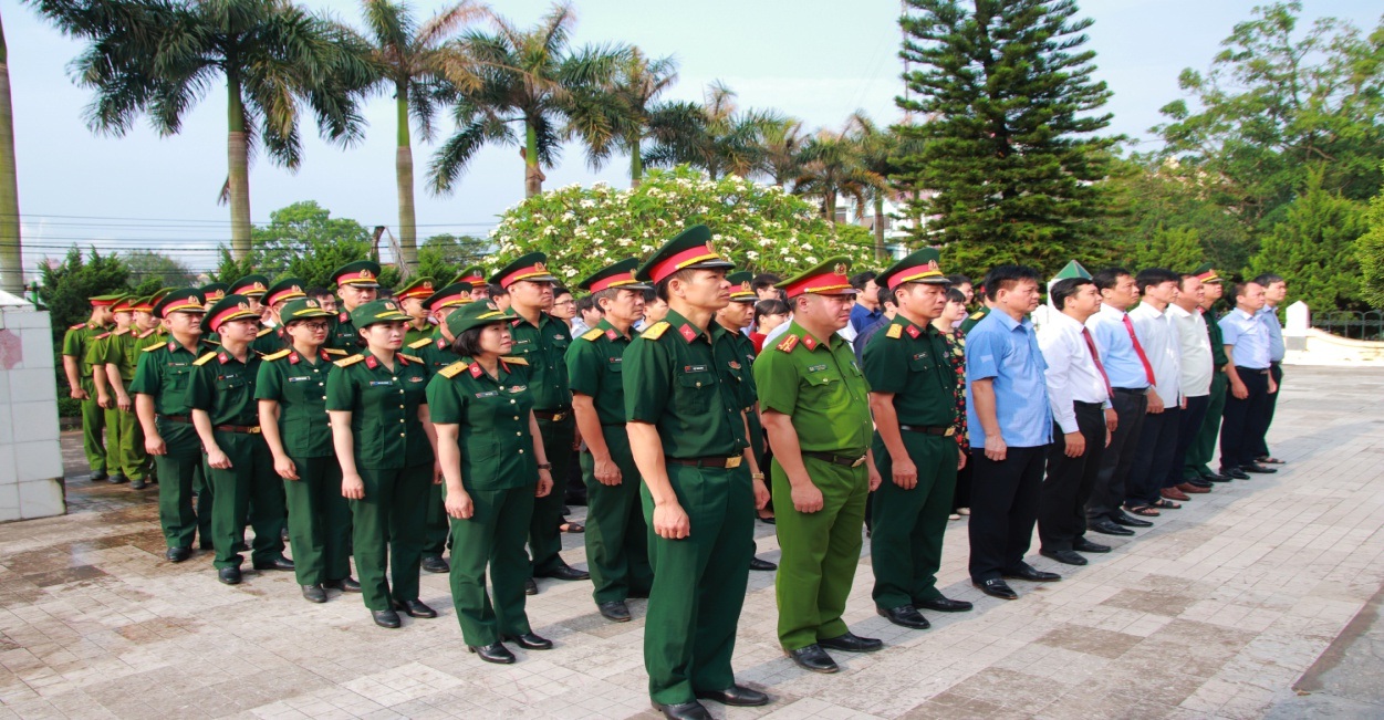 Chi cục Thi hành án dân sự huyện Lục Ngạn với nhiều hoạt động sôi nổi chào mừng kỷ niệm 130 năm ngày sinh Chủ tịch Hồ Chí Minh