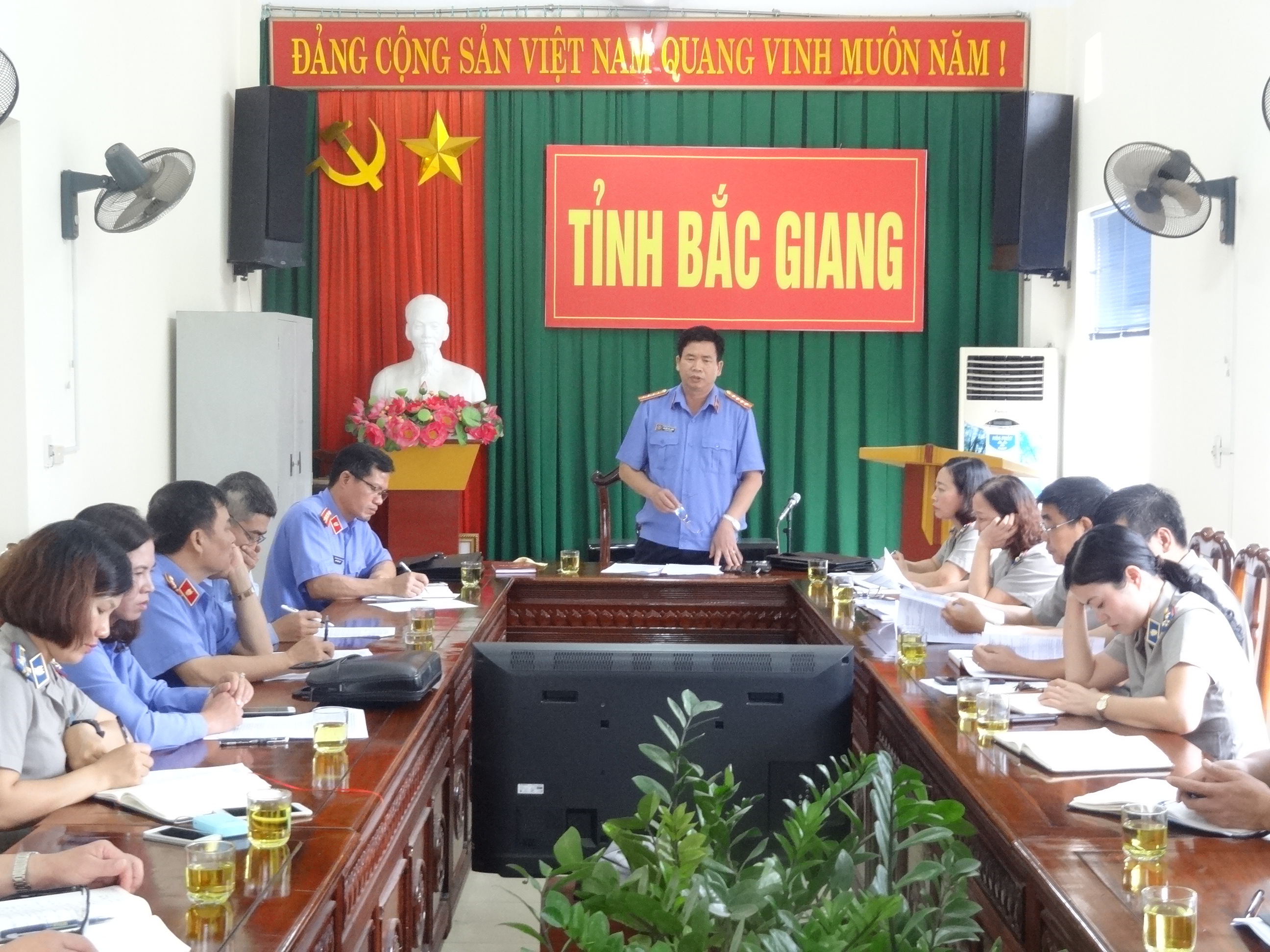 Viện Kiểm sát nhân dân tỉnh Bắc Giang công bố quyết định trực tiếp kiểm sát hoạt động thi hành án dân sự đối với Cục Thi hành án dân sự tỉnh Bắc Giang