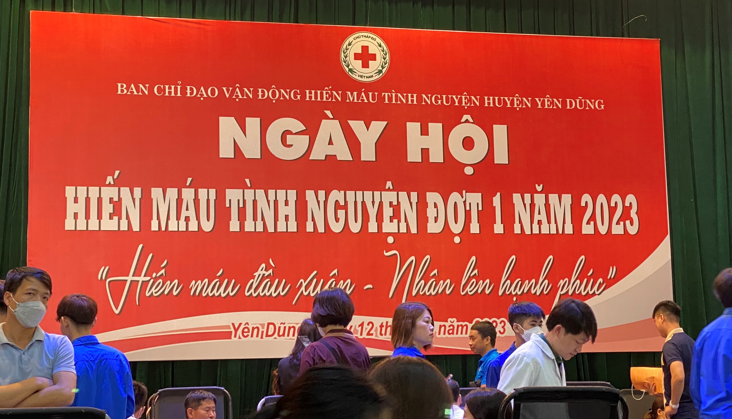 Chi cục THADS huyện Yên Dũng: Công chức, người lao động tích cực tham gia ngày hội hiến máu tình nguyện Đợt 1 năm 2023