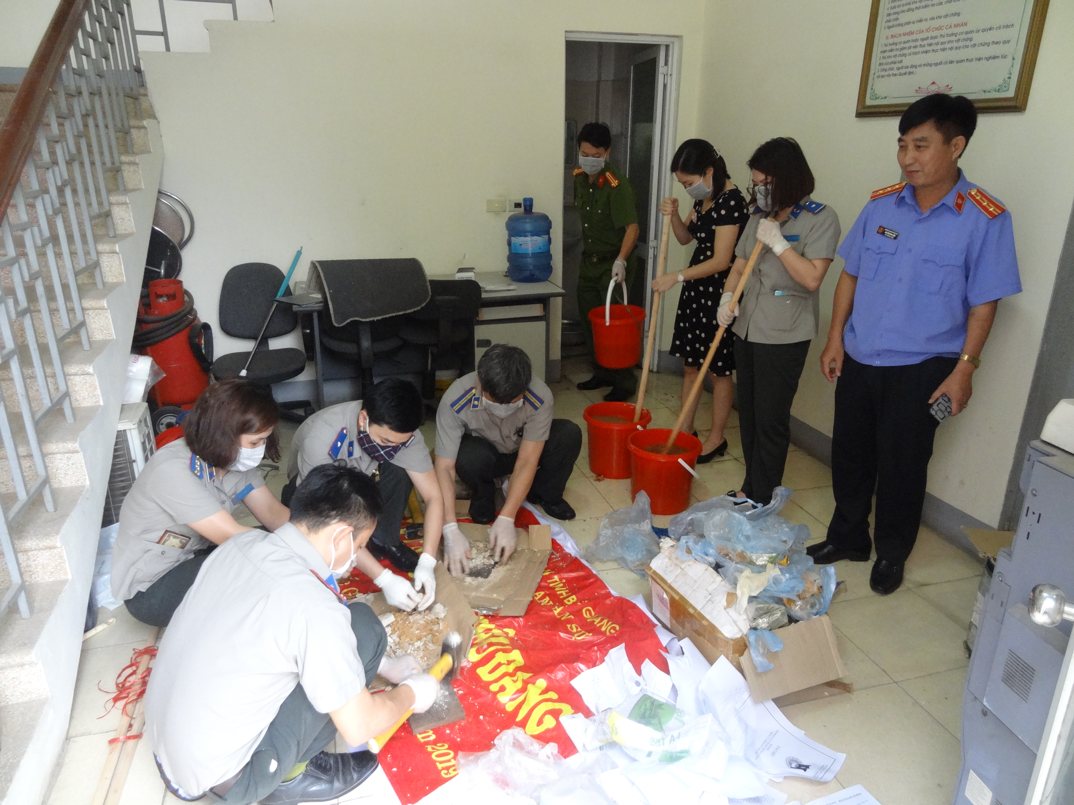 Cục THADS tỉnh Bắc Giang tiêu hủy 80 bánh heroin và hơn 2000 viên ma túy tổng hợp