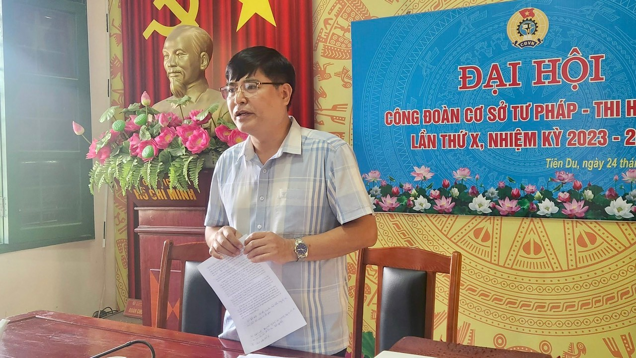 Cục Thi hành án dân sự tỉnh Bắc Ninh làm việc với Chi cục thi hành án dân sự huyện Tiên Du.