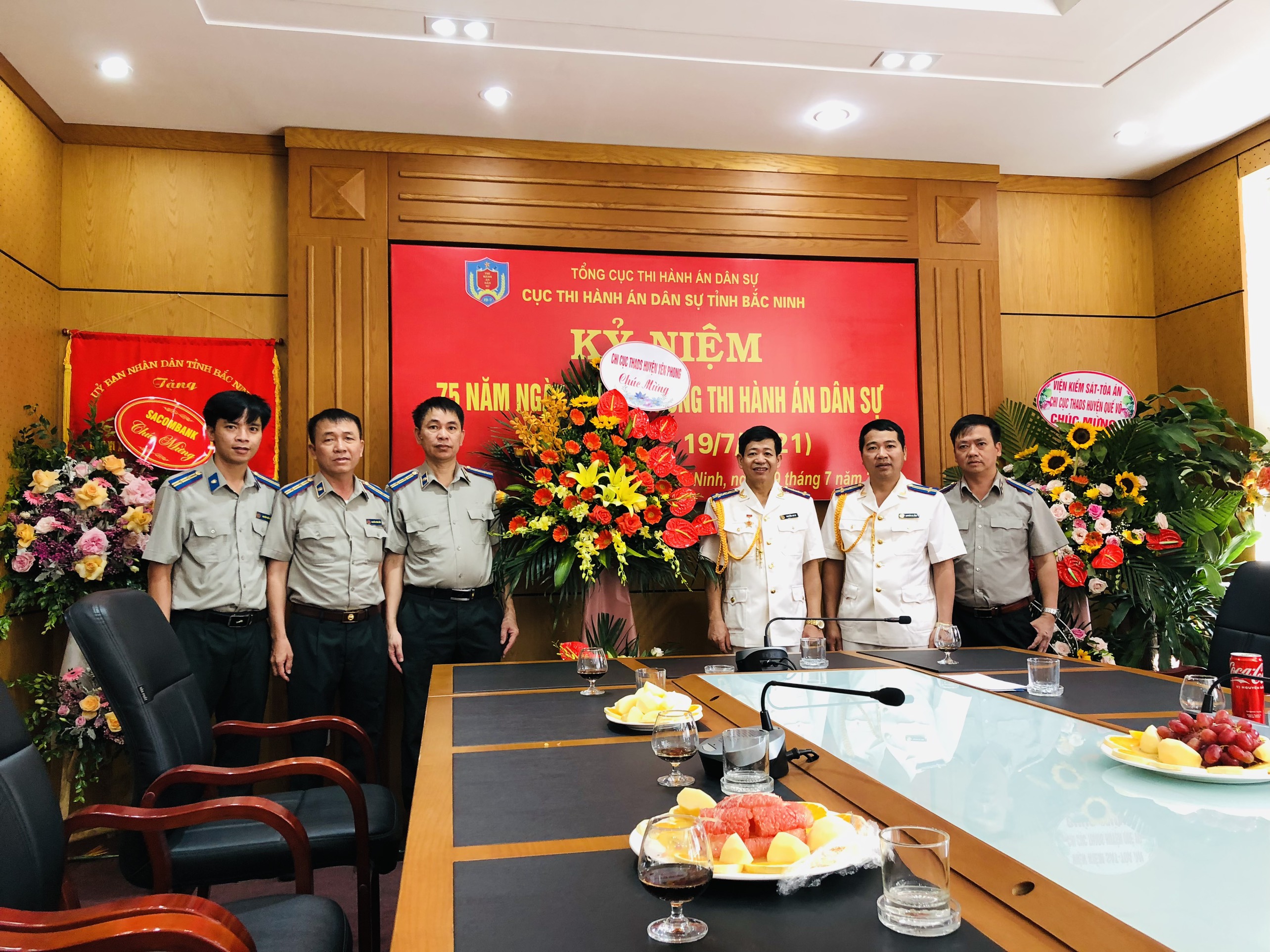 Đoàn cán bộ Cục Thi hành án dân sự tỉnh Bắc Ninh thăm khu di tích lịch sử hang Pác Bó tỉnh Cao Bằng