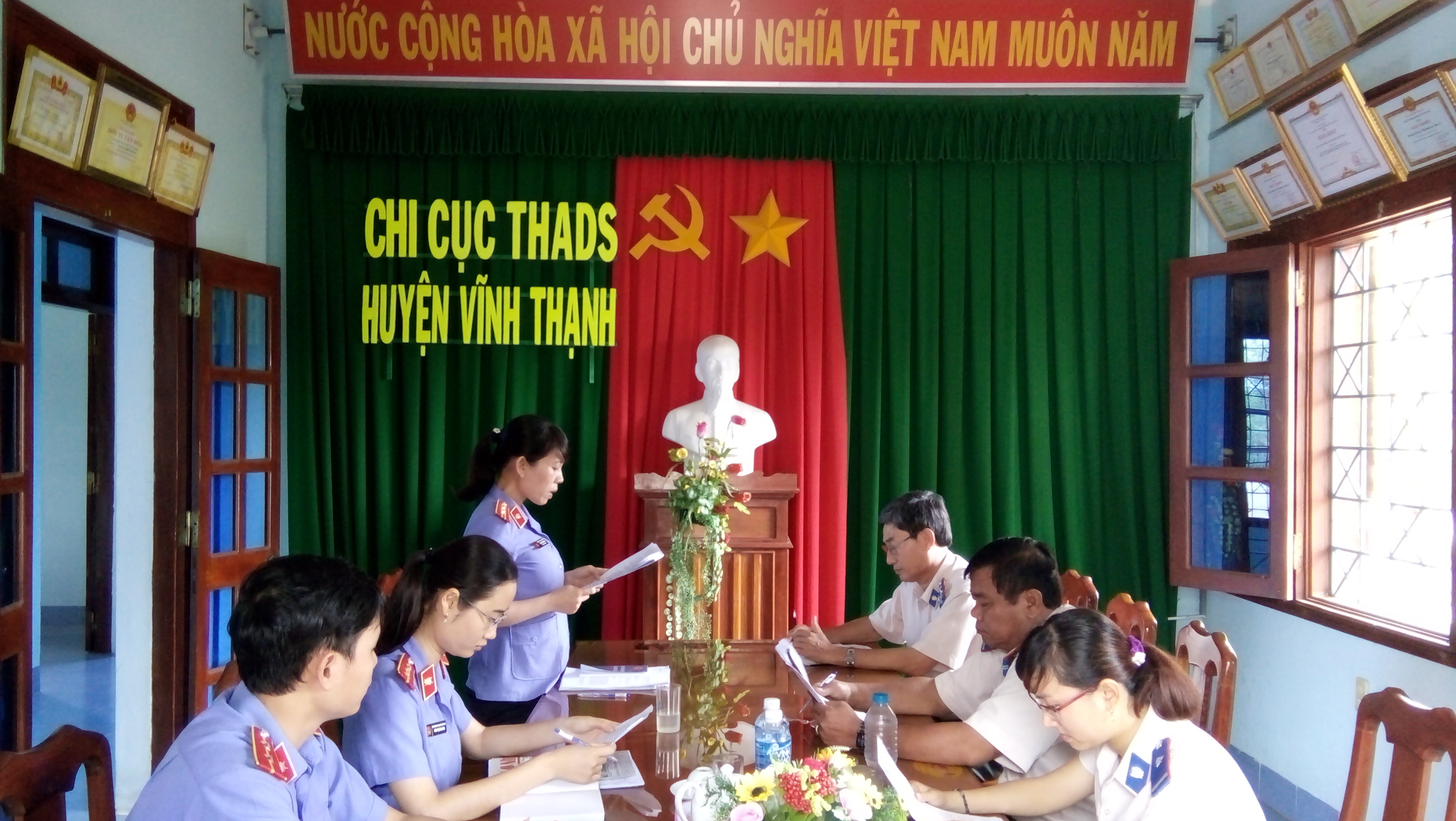 Kiểm sát trực tiếp tại Chi cục Thi hành án dân sự huyện Vĩnh Thạnh