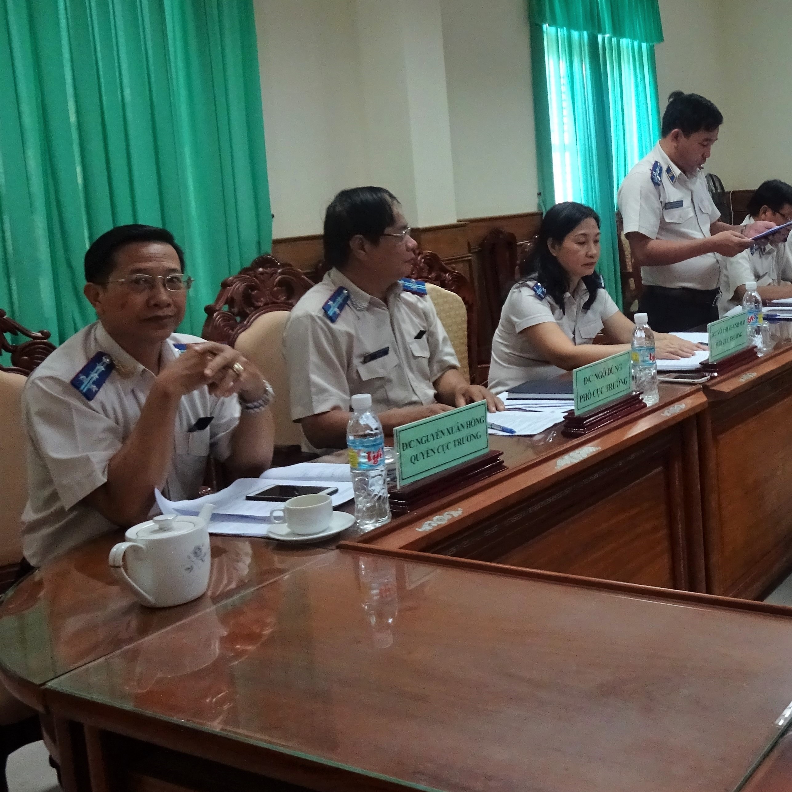 Lãnh đạo Cục Thi hành án dân sự tỉnh Bình Định làm việc với Chi cục Thi hành án dân sự huyện Vân Canh