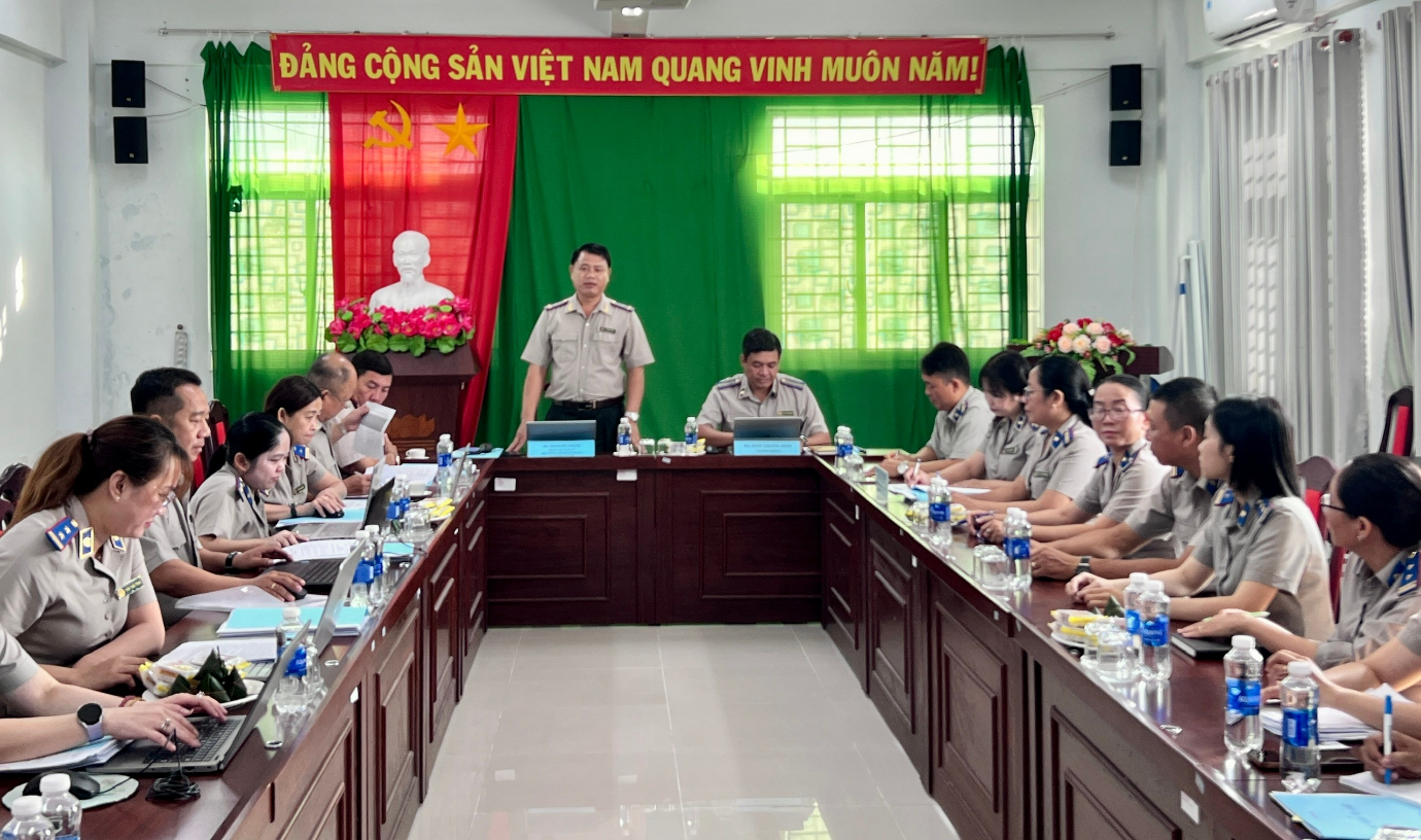 Triển khai công tác kiểm tra tại Phòng THADS Khu vực 5 - Cần Thơ: Nâng cao chất lượng tổ chức thi hành án năm 2026