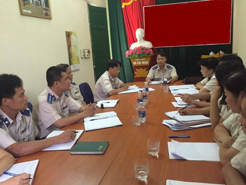 Đoàn công tác Cục Thi hành án dân sự tỉnh đến thăm và làm việc tại Chi cục Thi hành án dân sự huyện Hạ Lang