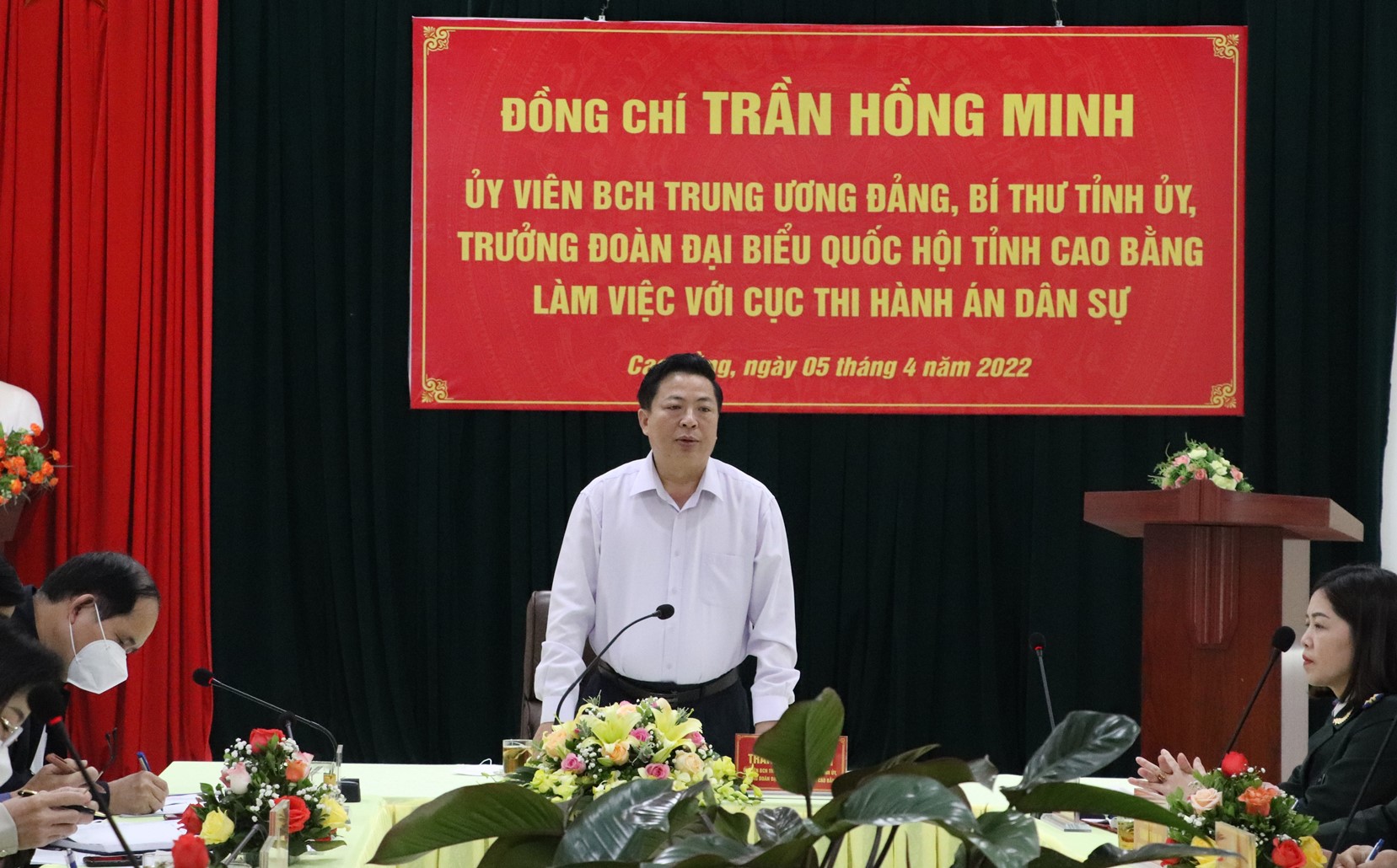 Đồng chí Trần Hồng Minh - Bí thư Tỉnh ủy tỉnh Cao Bằng thăm và làm việc tại Cục Thi hành án dân sự