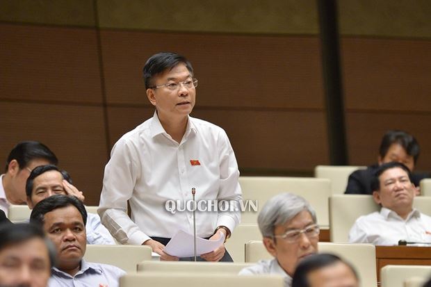 Bộ trưởng Lê Thành Long trả lời chất vấn của đại biểu Quốc hội về công tác thi hành án hành chính
