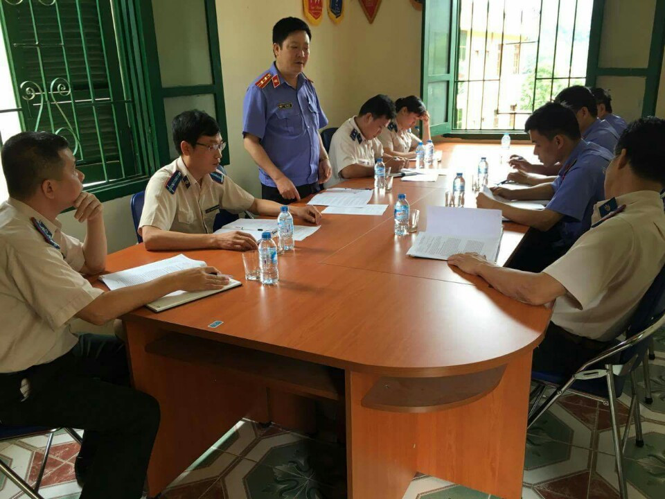 Viện kiểm sát nhân dân huyện Hạ Lang kiểm sát quản lý kho vật chứng tại Chi cục Thi hành án dân sự huyện Hạ Lang.