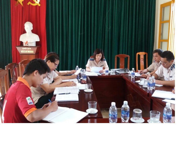 Cục Thi hành án dân sự kiểm tra đột xuất tại Chi cục Thi hành án dân sự huyện Nguyên Bình