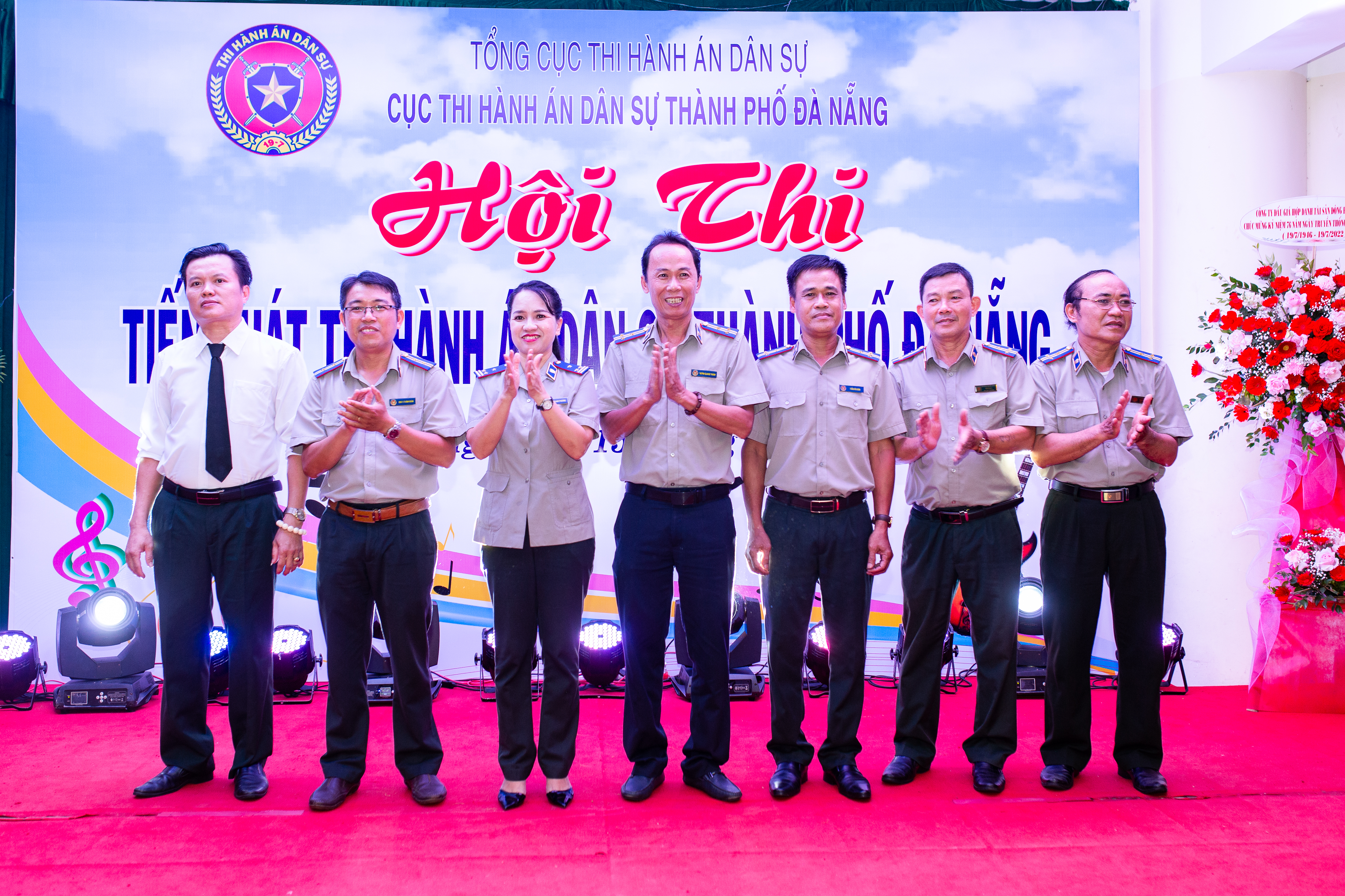 Hội Thi tiếng hát thi hành án dân sự thành phố Đà Nẵng 24