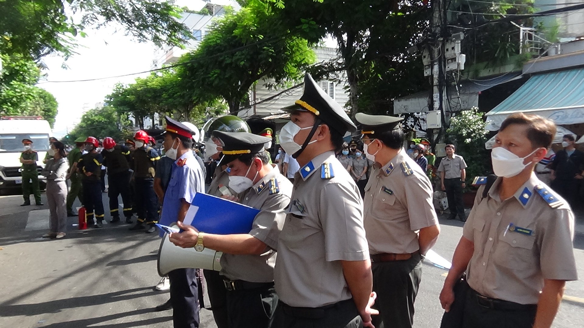 Thi hành án dân sự thành phố Đà Nẵng quyết liệt tổ chức cưỡng chế giao nhà đất