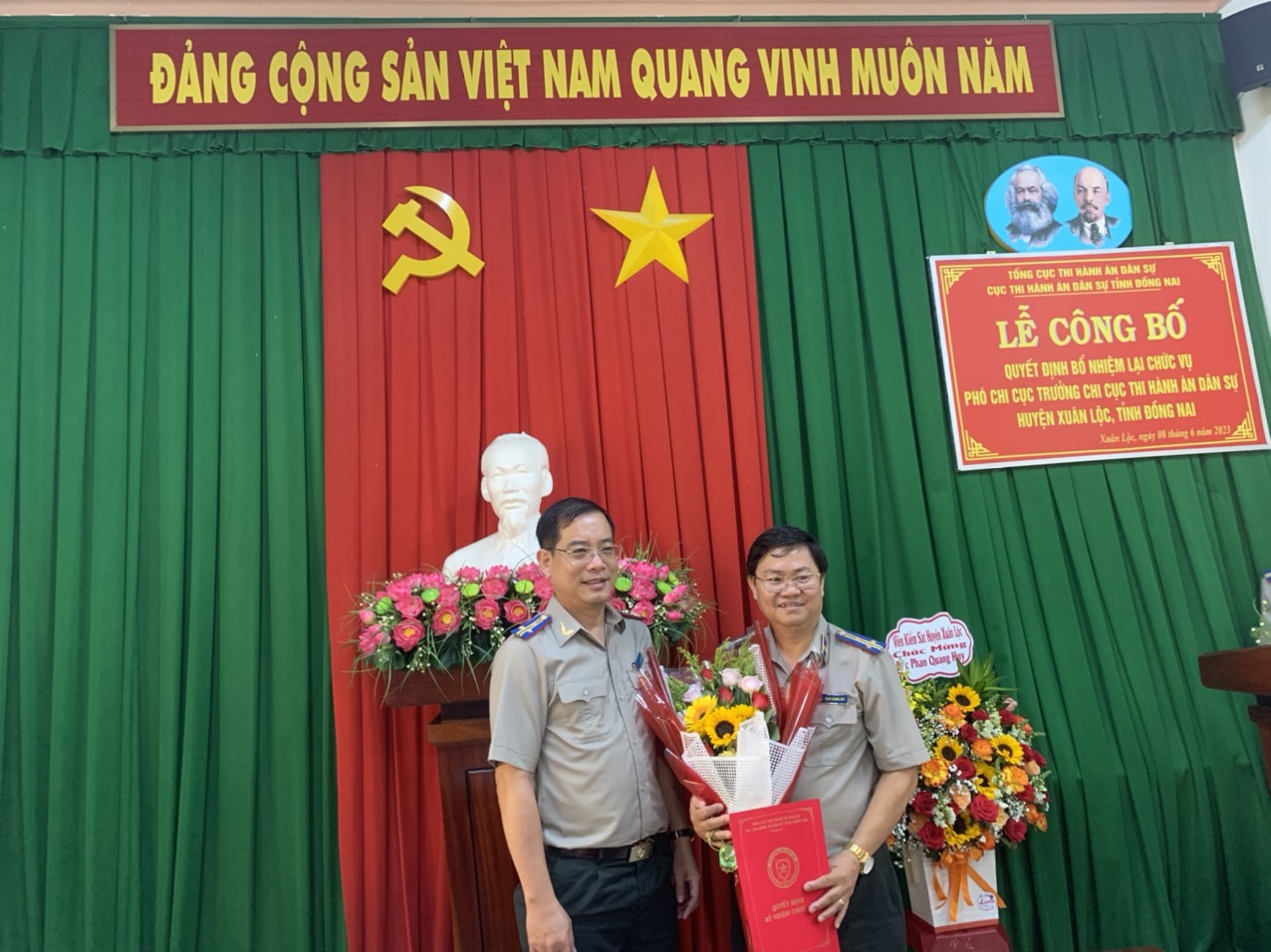Công bố Quyết định bổ nhiệm lại Phó Chi cục trưởng Chi cục Thi hành án dân sự huyện Xuân Lộc