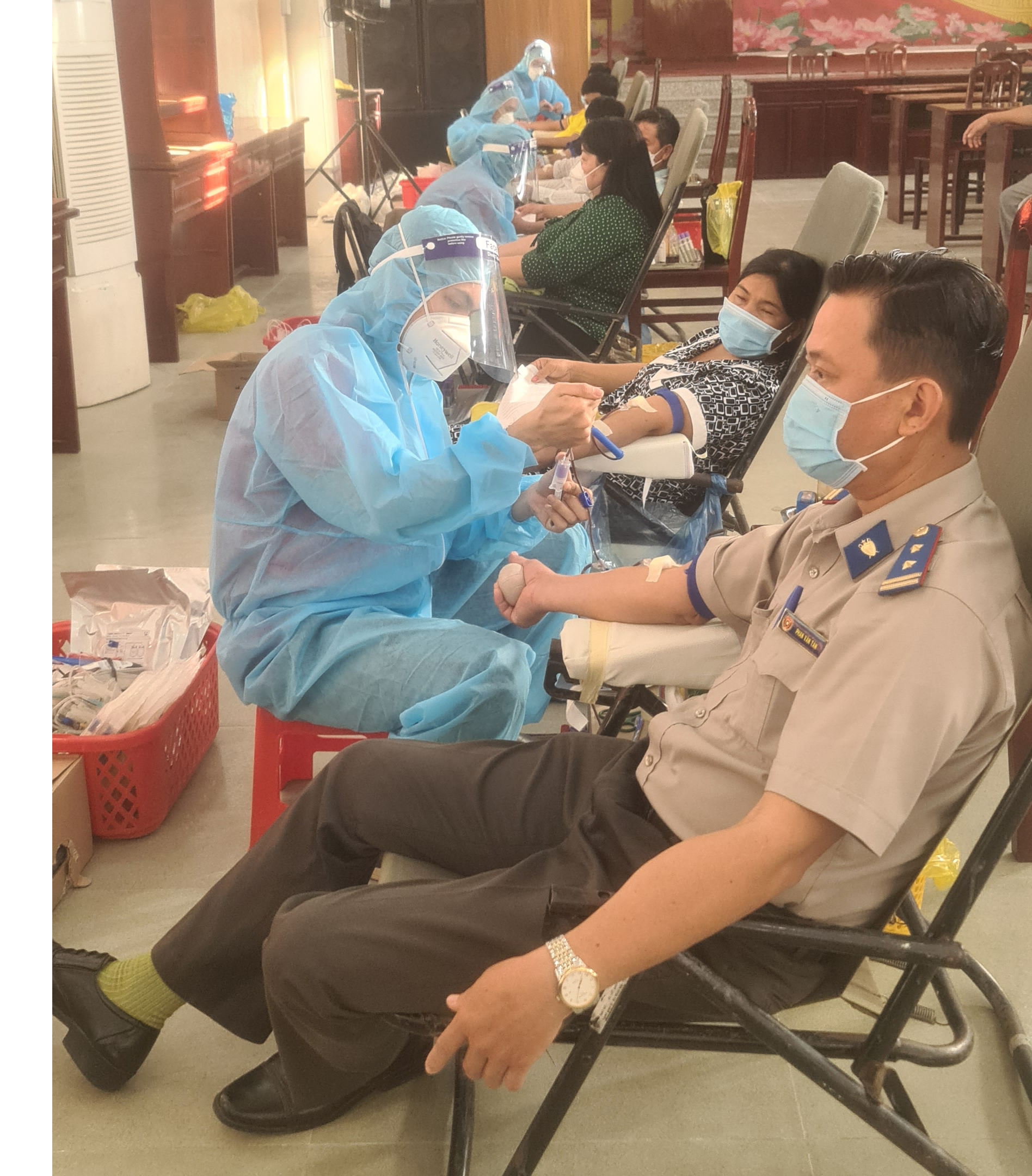 Công đoàn Chi cục THADS huyện Tân Hồng tham gia hiến máu tình nguyện đợt I năm 2022