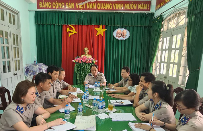 Cục Thi hành án dân sự tỉnh Đồng Tháp kiểm tra chuyên đề tại Chi cục Thi hành án dân sự huyện Tân Hồng năm 2023