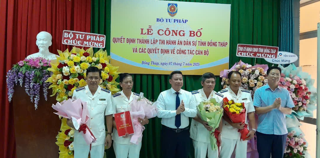 Công bố quyết định thành lập Thi hành án dân sự tỉnh Đồng Tháp