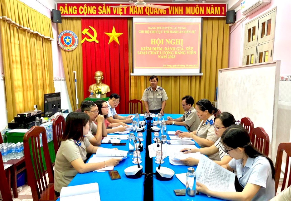 Chi bộ Chi cục THADS huyện Lai Vung tổ chức Hội nghị kiểm điểm, đánh giá, xếp loại chất lượng tổ chức đảng, đảng viên năm 2023
