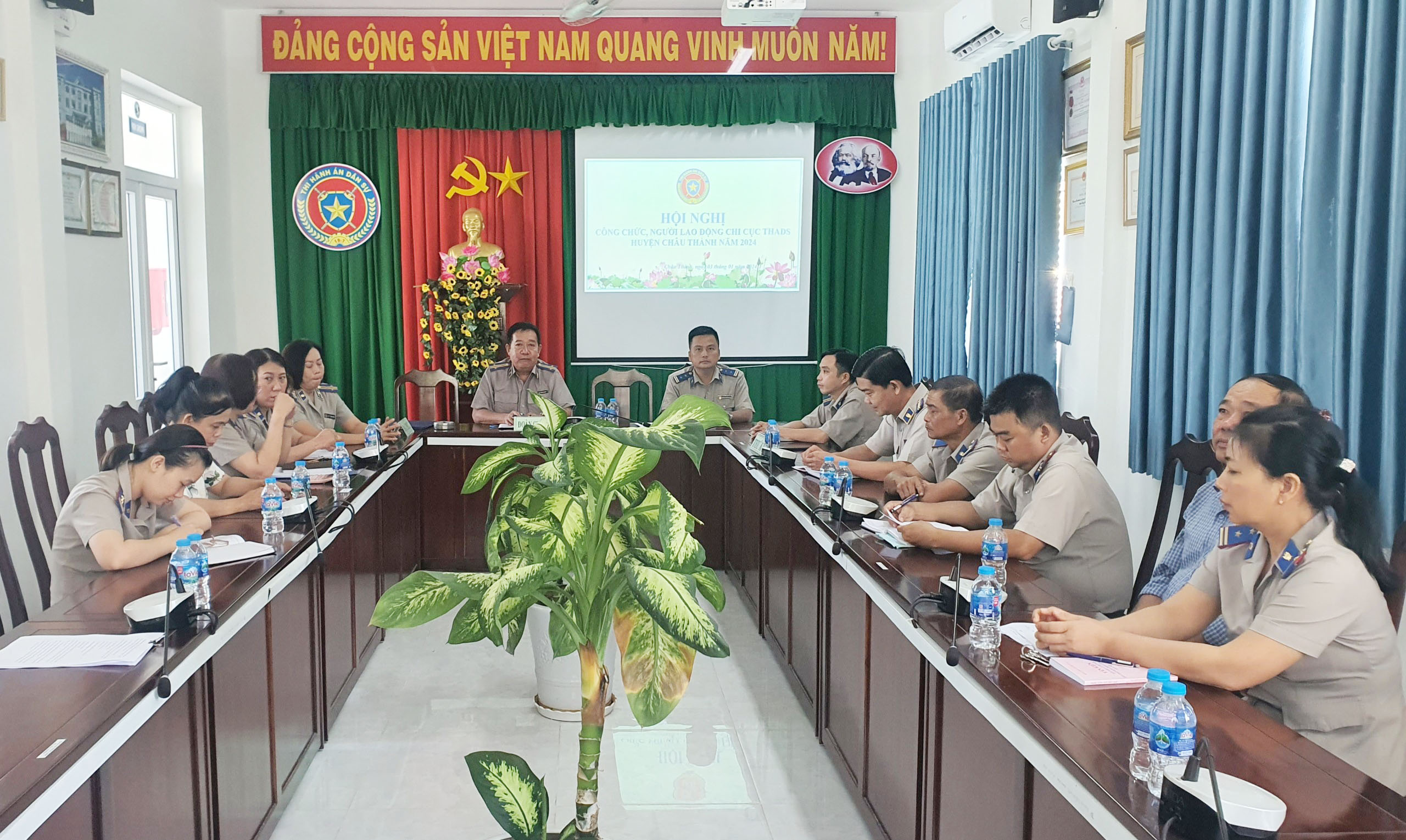 Chi cục Thi hành án dân sự huyện Châu Thành tổ chức Hội nghị công chức và người lao động năm 2023