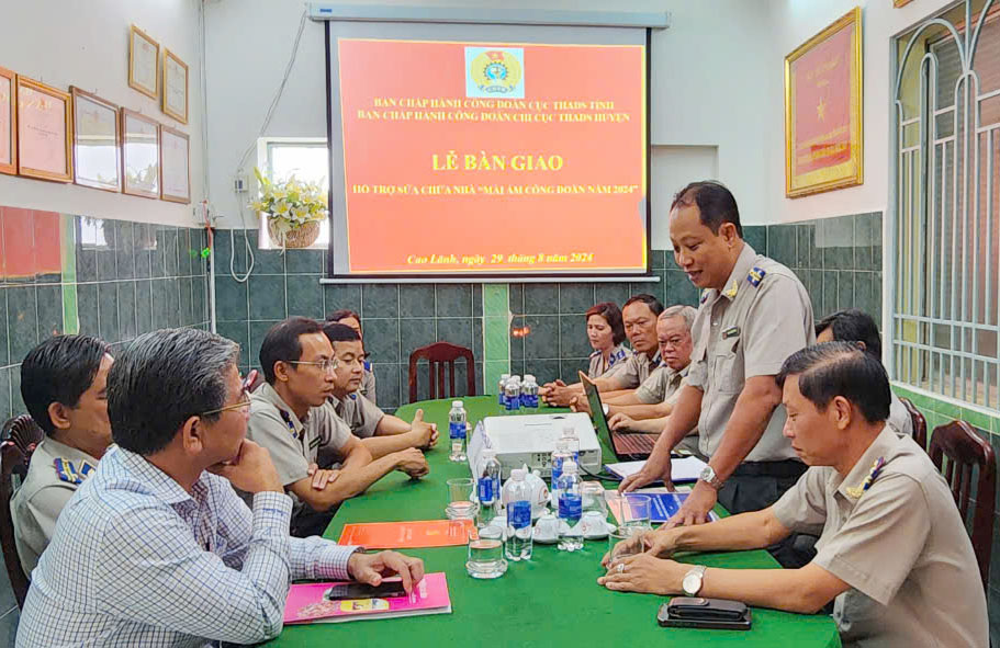 Thi hành án dân sự tỉnh Đồng Tháp hỗ trợ sửa chữa nhà cho công chức, người lao động của các Cơ quan Thi hành án dân sự trên địa bàn Tỉnh